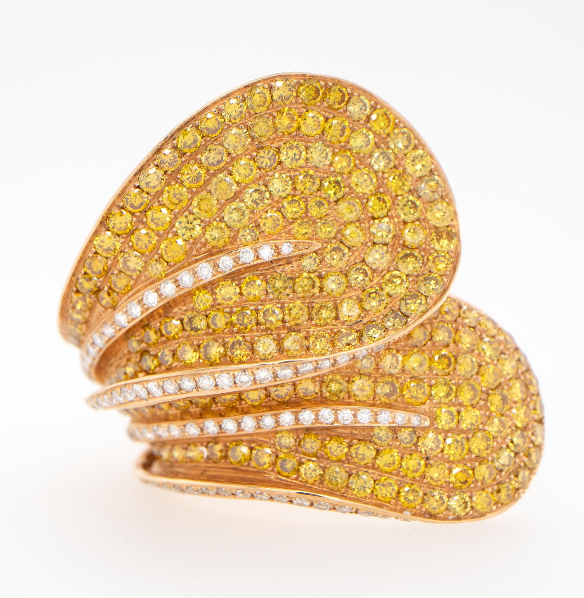 Fancy Yellow Diamond Leaf Cocktail Ring 3.7 Carats 18K Gold In Excellent Condition For Sale In Aliso Viejo, CA