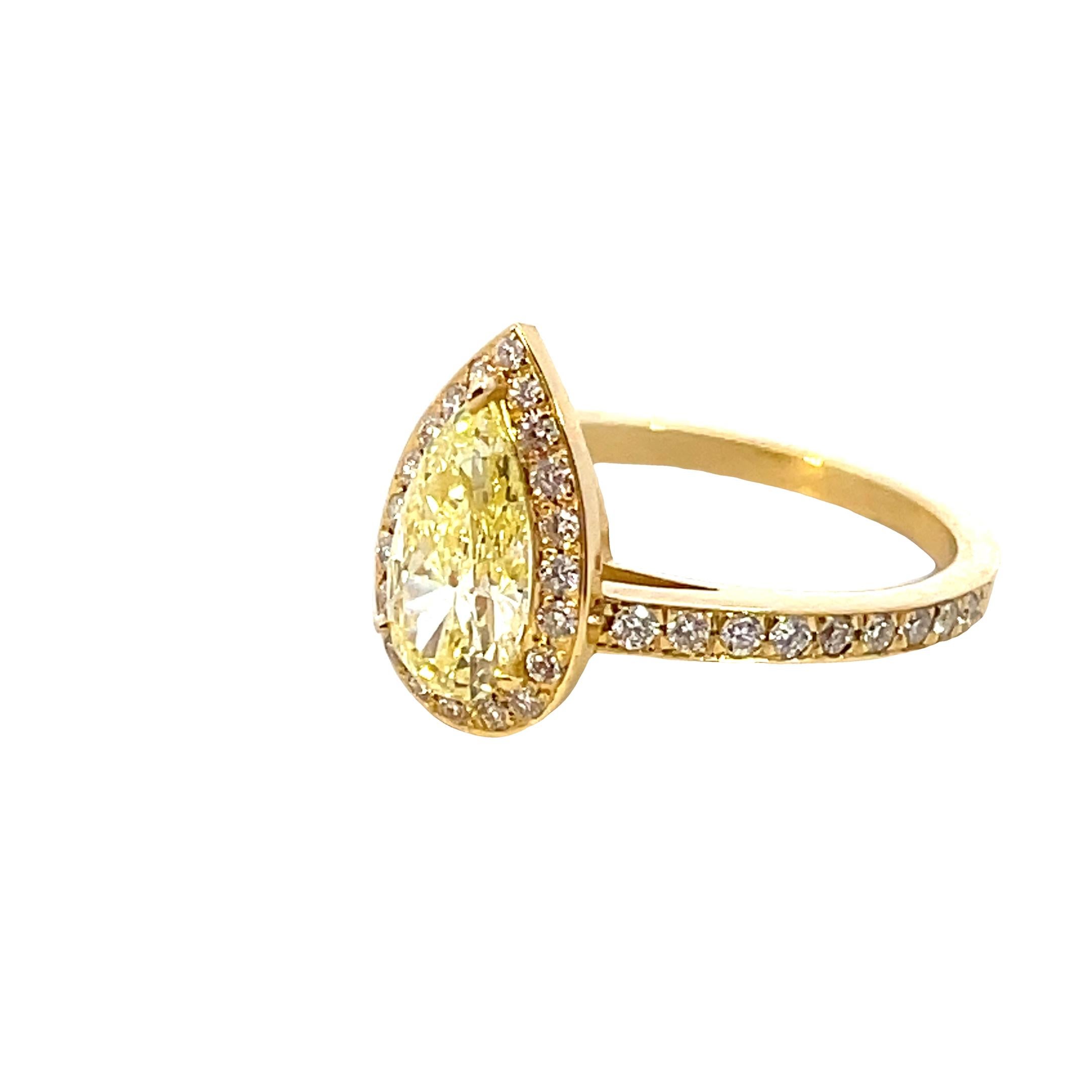 Pear Cut Fancy Yellow Diamond Ring 1.20 carats For Sale