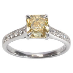 Fancy Yellow Diamond Ring, 20.28 Carat For Sale at 1stDibs