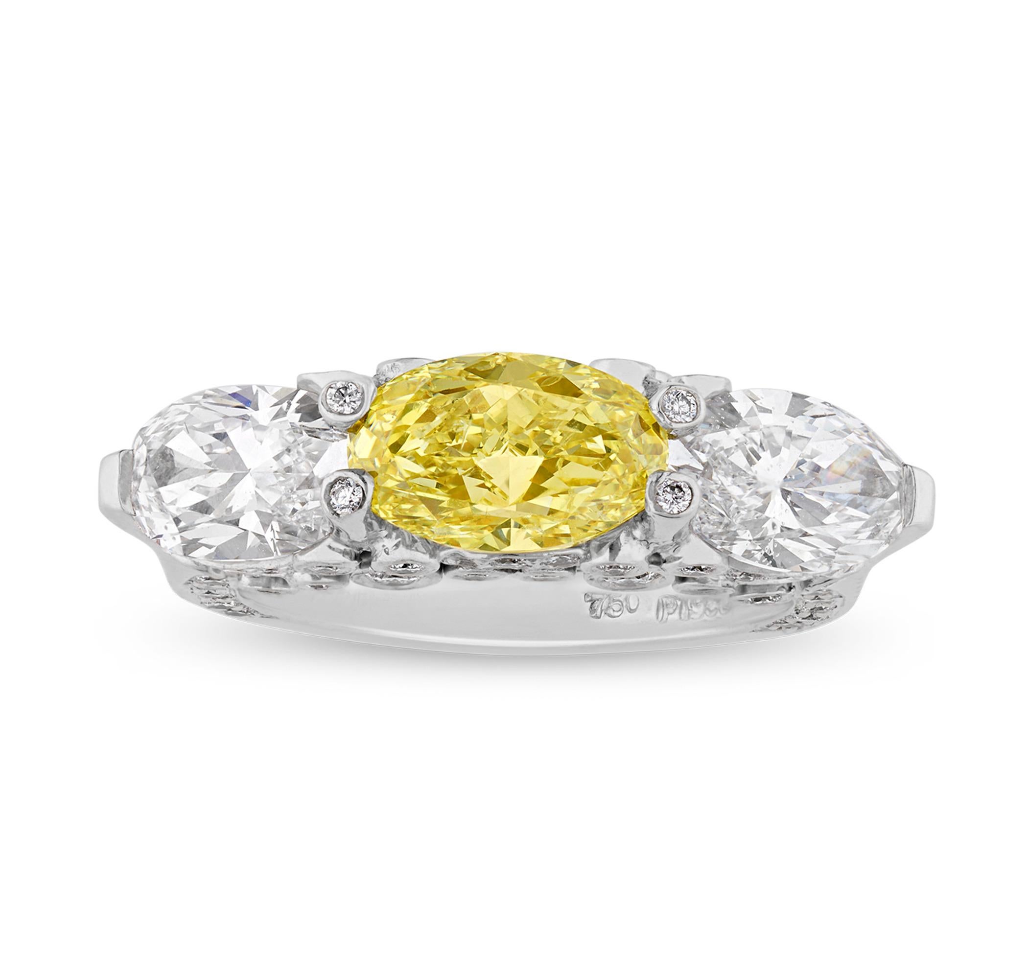 Brilliant Cut Fancy Yellow Diamond Ring, 1.81 Carats For Sale
