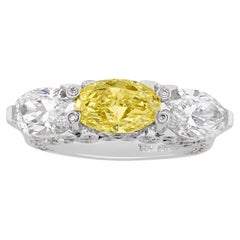 Bague fantaisie en diamant jaune de 1,81 carat