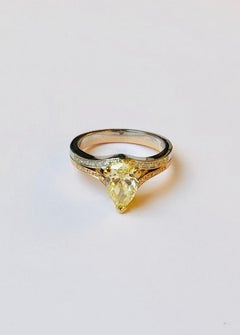 Fancy-Yellow Diamond Ring
