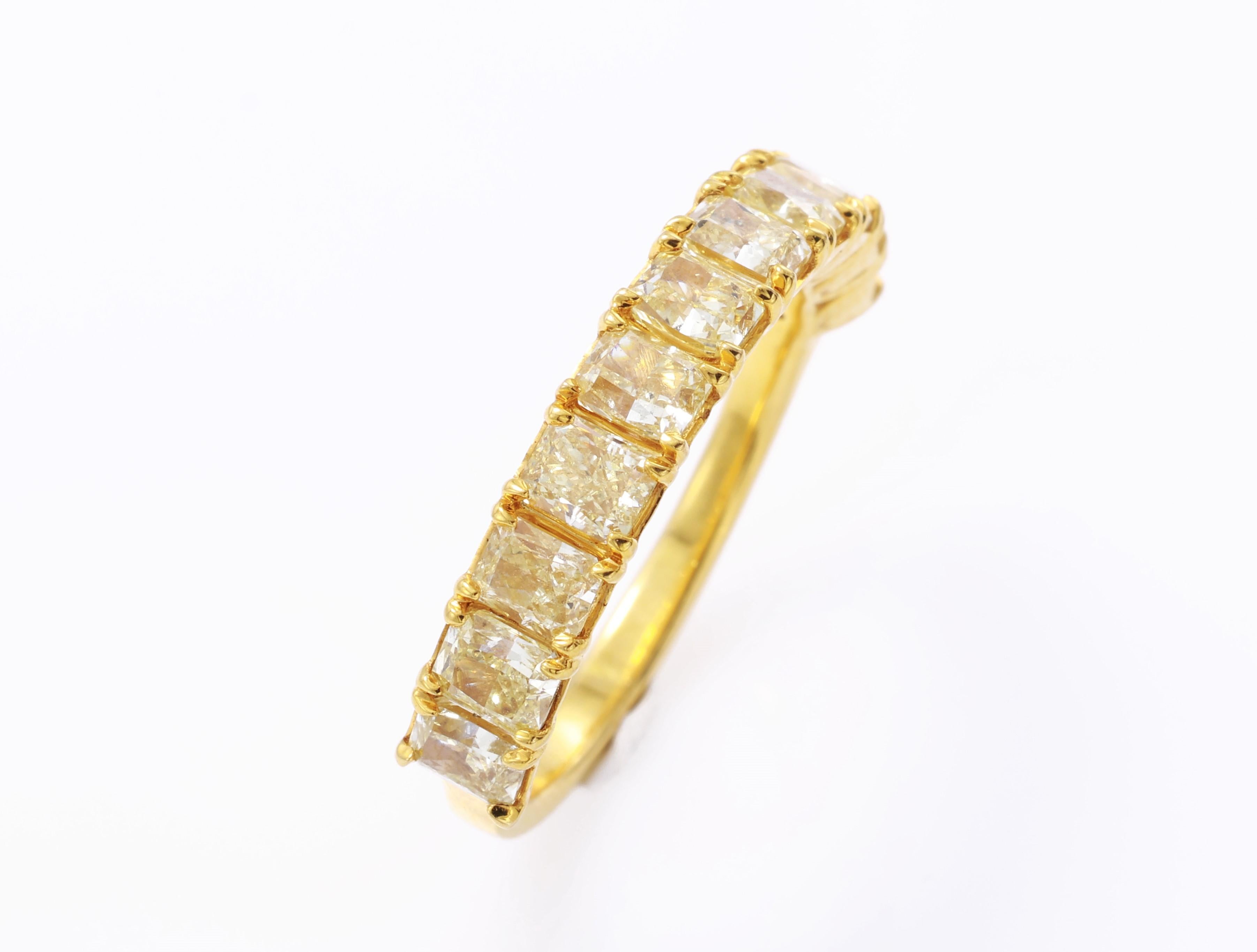 Fancy Yellow Diamond Ring For Sale 2