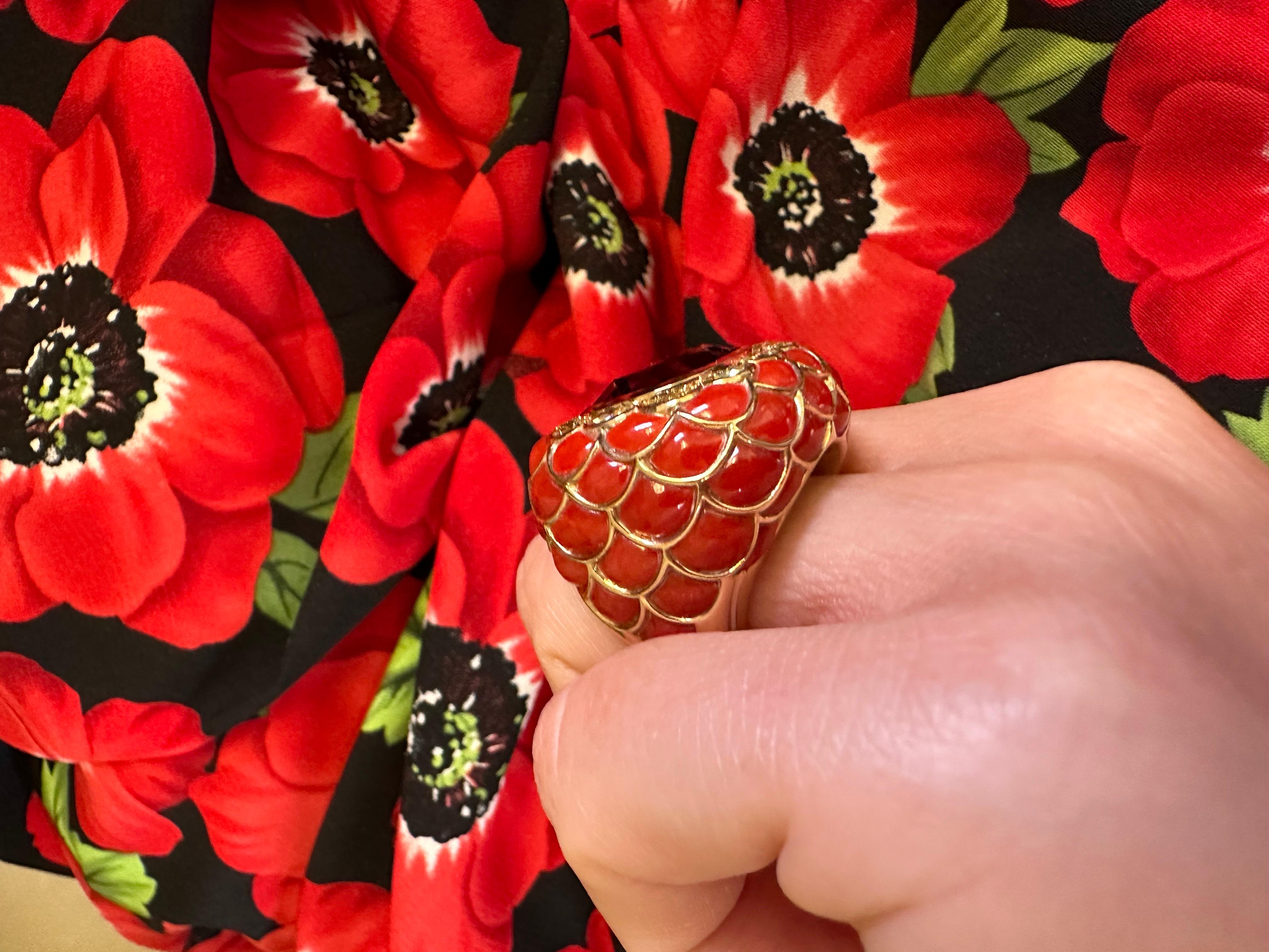 Fancy yellow diamond ring Luxurious ring for a QUEEN RARE Handmade 18KT gold For Sale 9