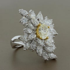 Fancy Yellow Diamond White Diamond Cluster Platinum Ring