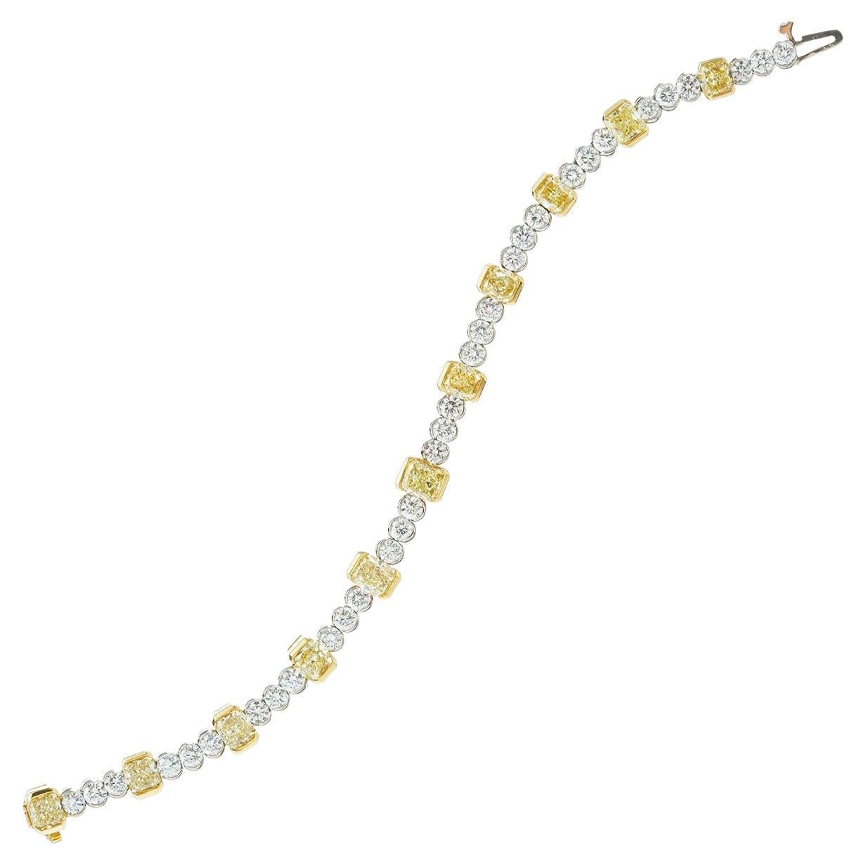 Bracelet ligne en diamants jaunes et blancs de fantaisie en vente