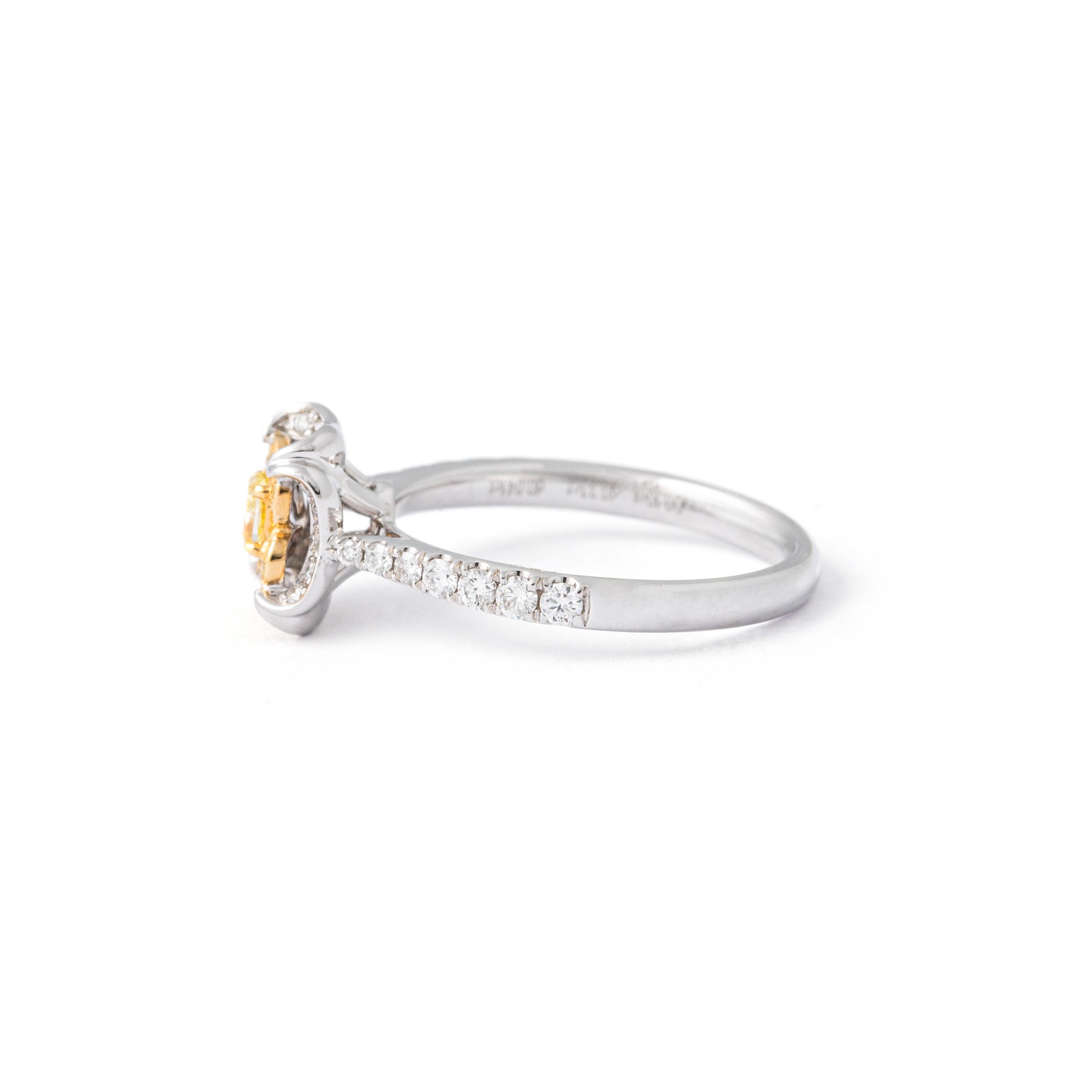 Fancy Yellow Natural Diamond Gold 18K Ring For Sale 1