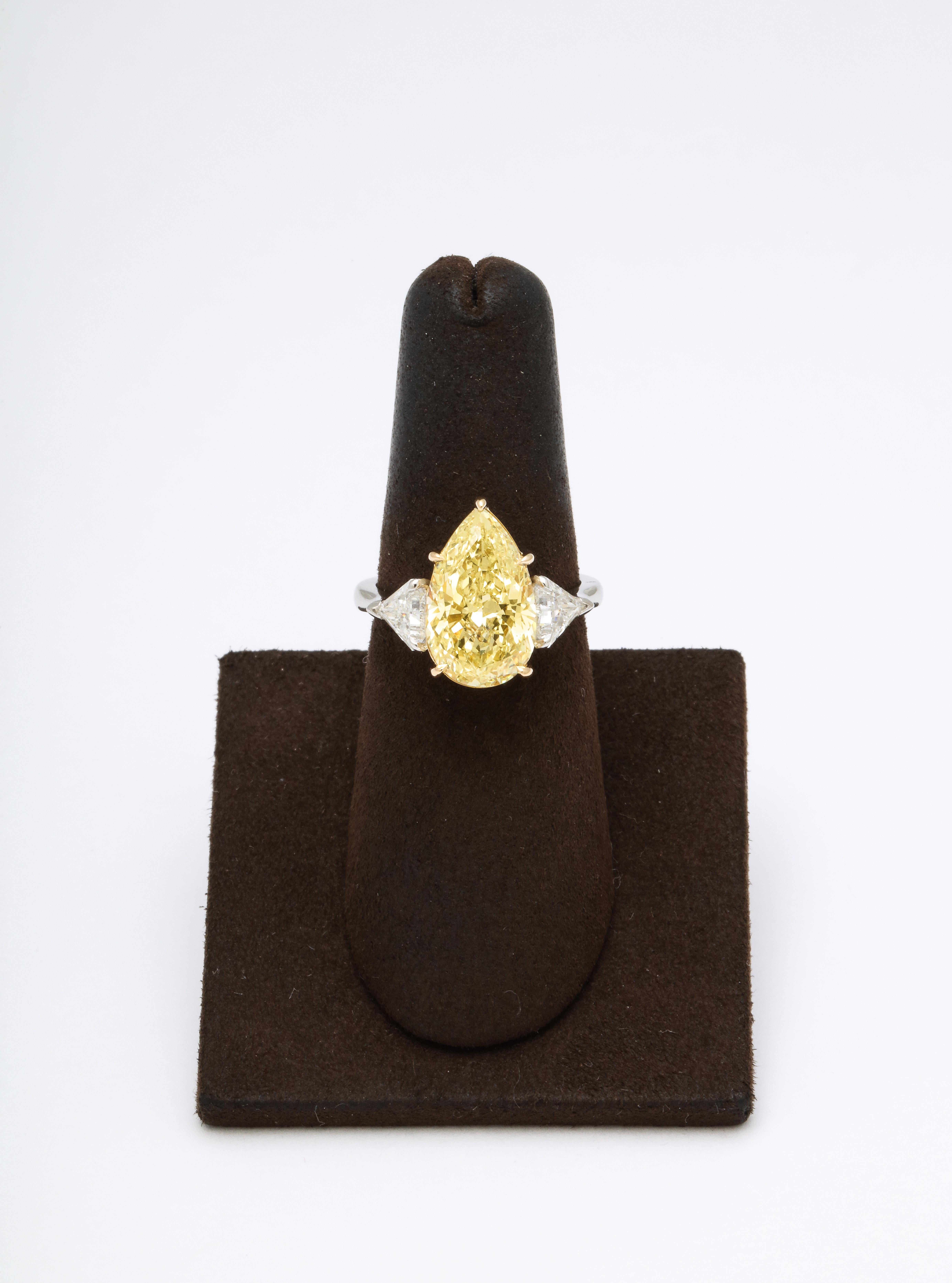 natural fancy yellow diamond