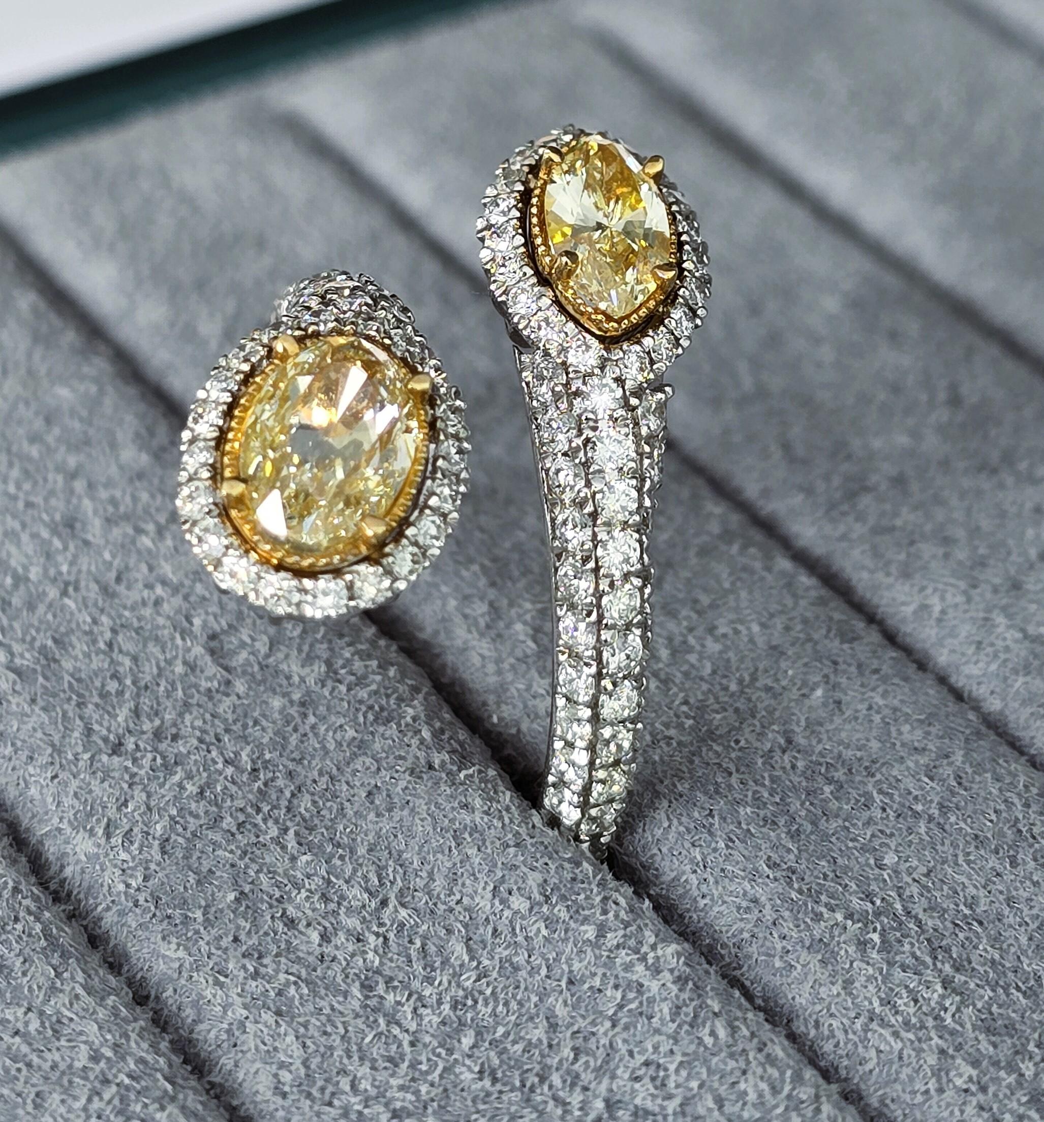 Anello con diamante giallo fantasia di purezza VS-SI in vendita 6