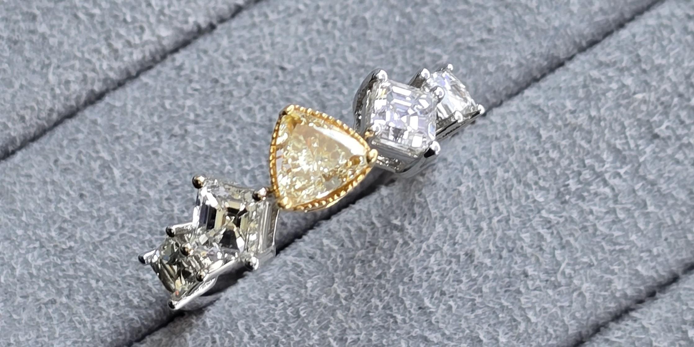 Fancy Yellow VVS-VS Clarity Diamond Ring For Sale 9