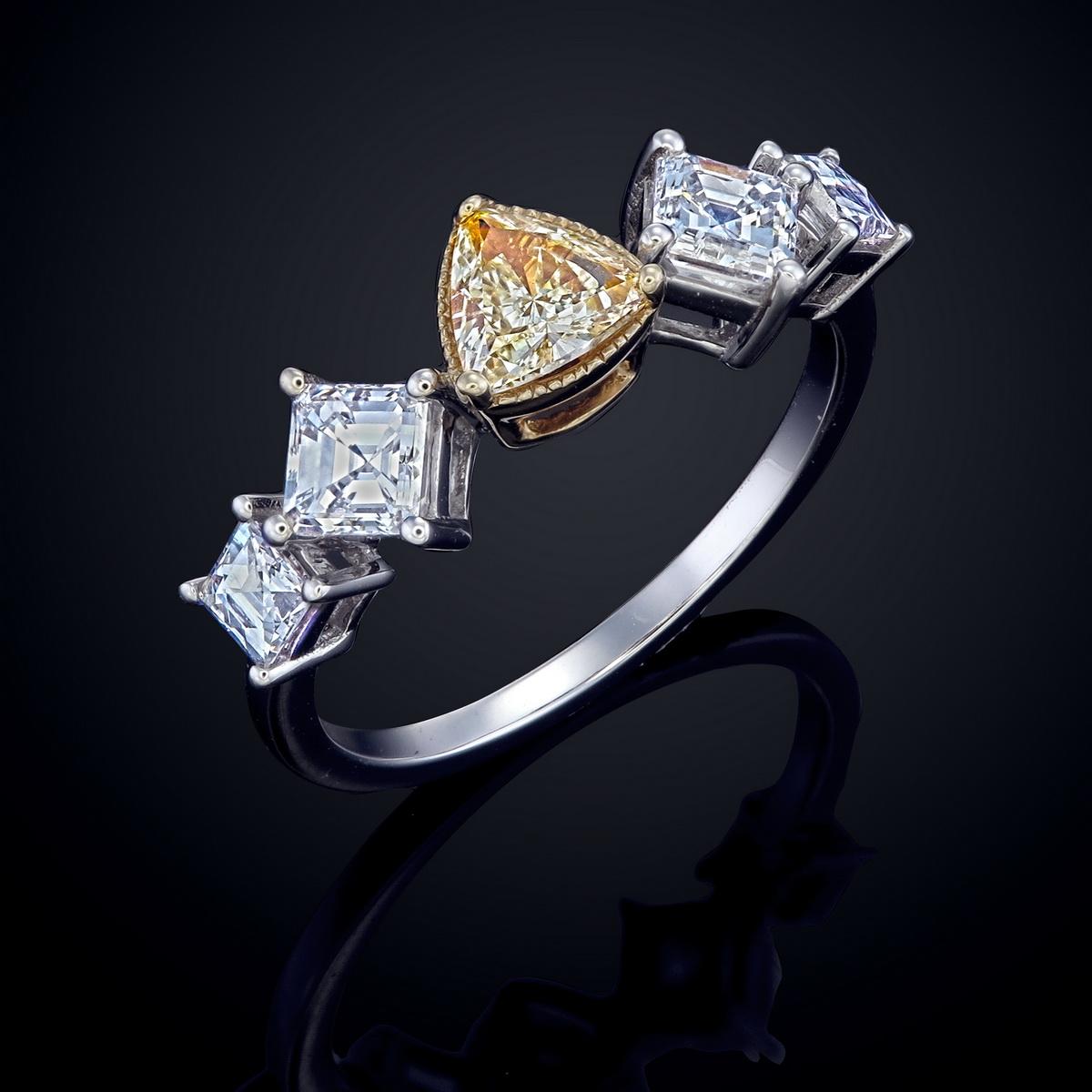 Trillion Cut Fancy Yellow VVS-VS Clarity Diamond Ring For Sale
