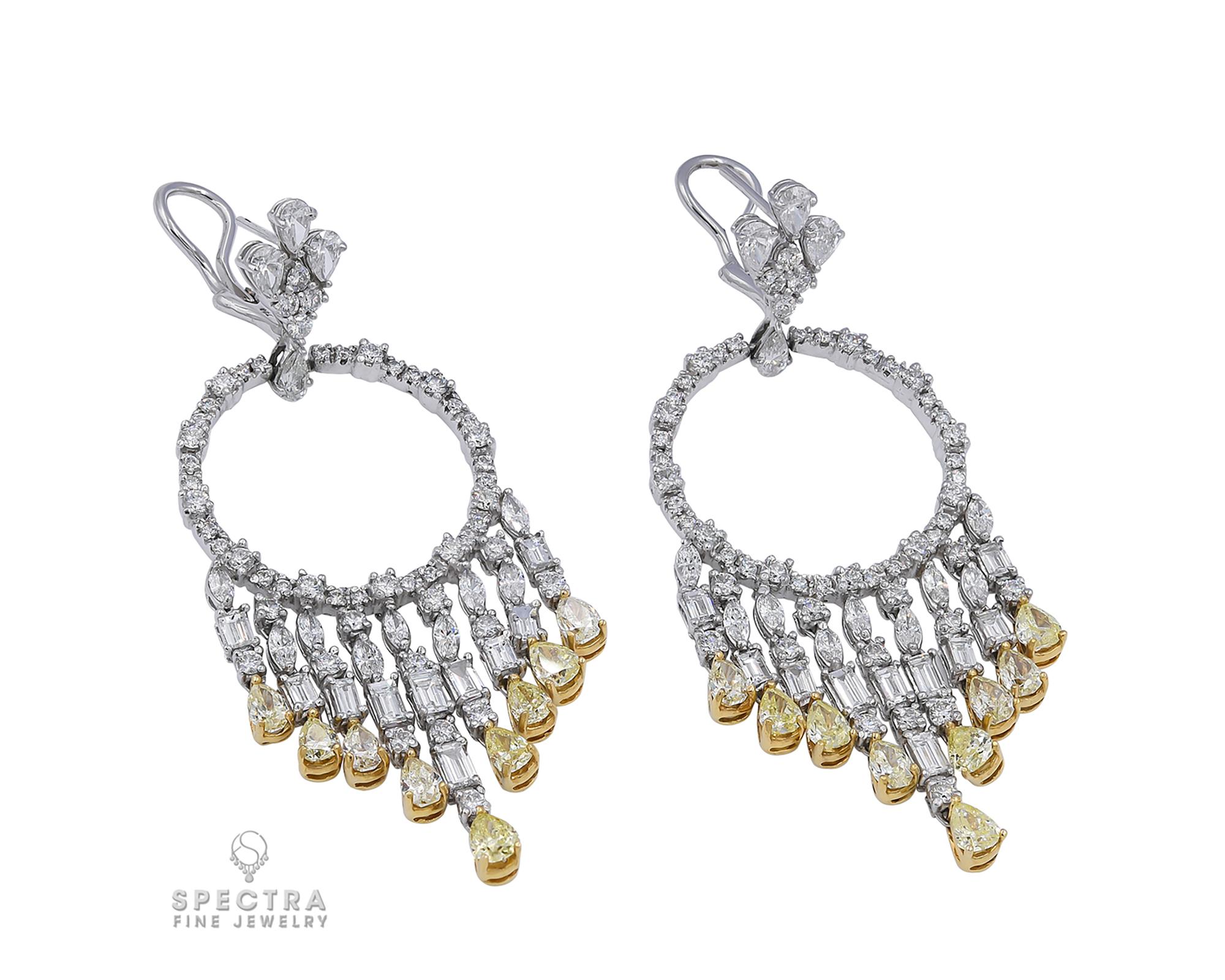 Spectra Fine Jewelry, ausgefallene gelbe und weiße Diamant-Kronleuchter-Ohrringe  (Gemischter Schliff) im Angebot