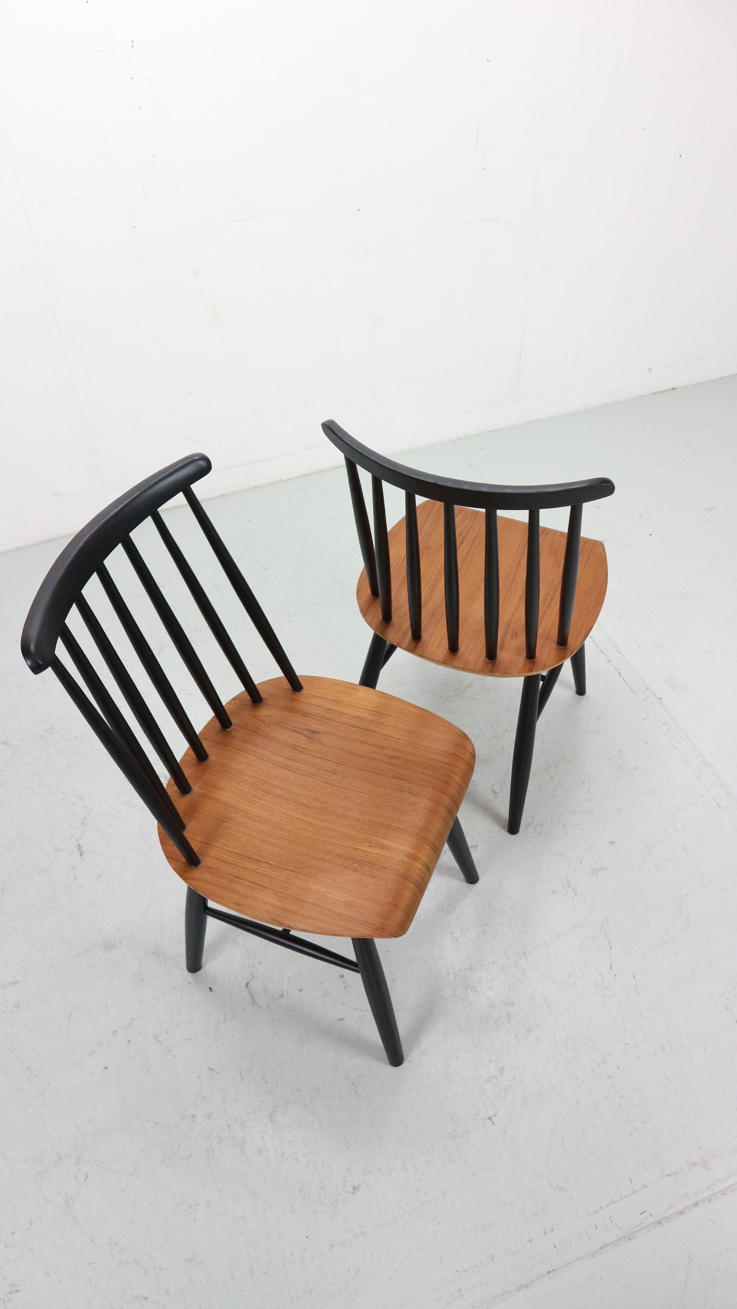 Fanett Dining Chairs by Ilmari Tapiovaara, Set of 2 7