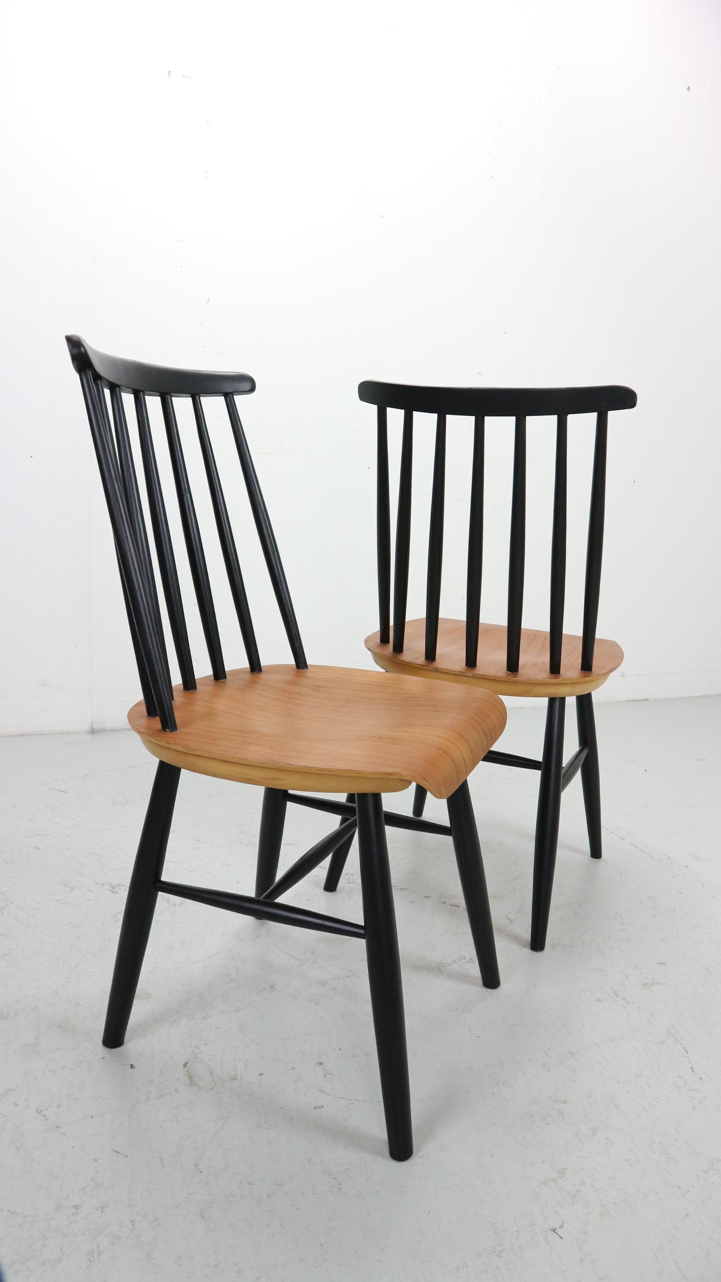 Fanett Dining Chairs by Ilmari Tapiovaara, Set of 2 8