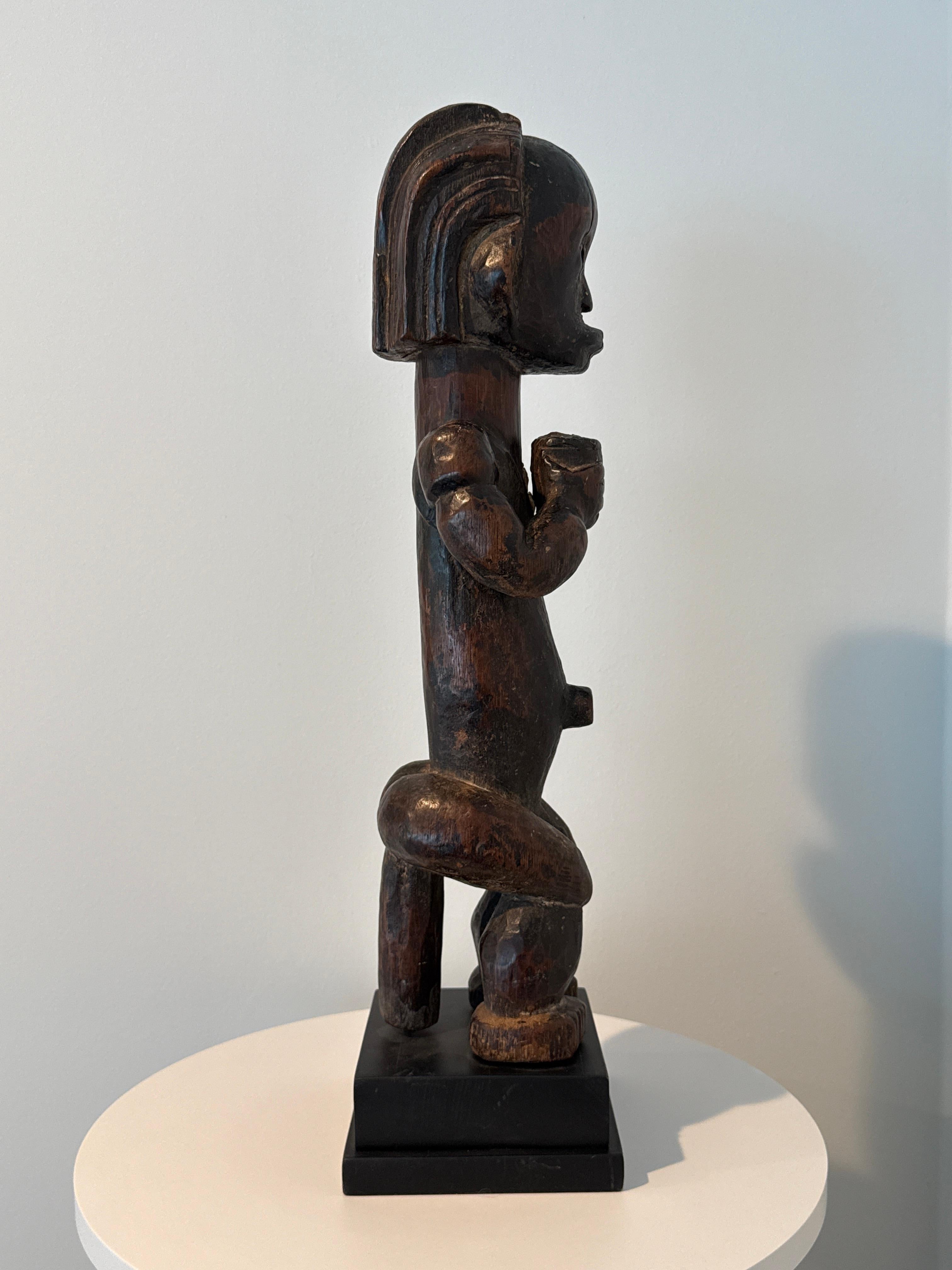 Figura reliquiaria maschile Fang (stile Bieri), sottogruppo Fang-Betsi, Gabon in vendita 2
