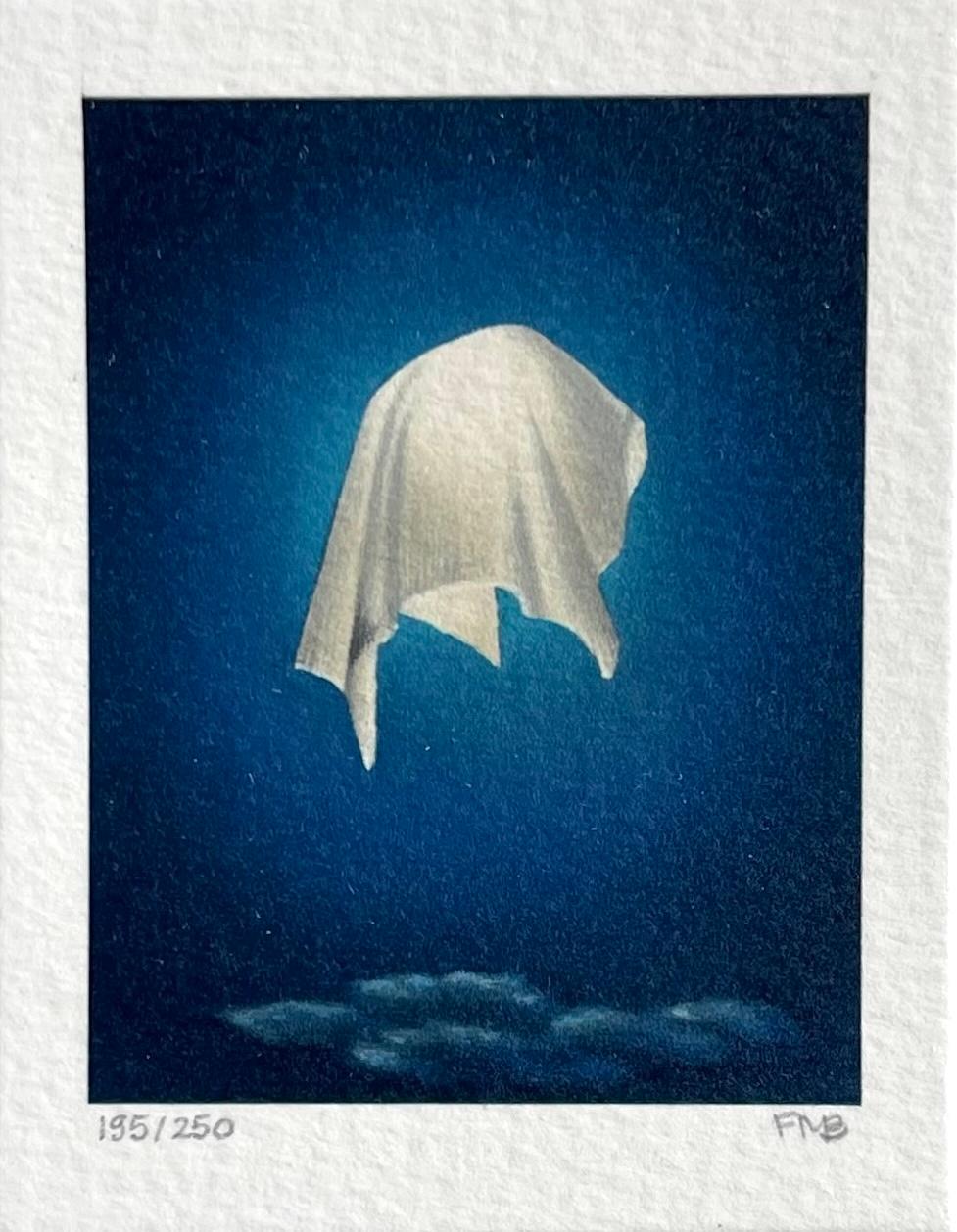 ECLIPSE Litografía firmada, Retrato celeste, Luna envuelta, Cielo azul medianoche - Print Surrealista de Fanny Brennan