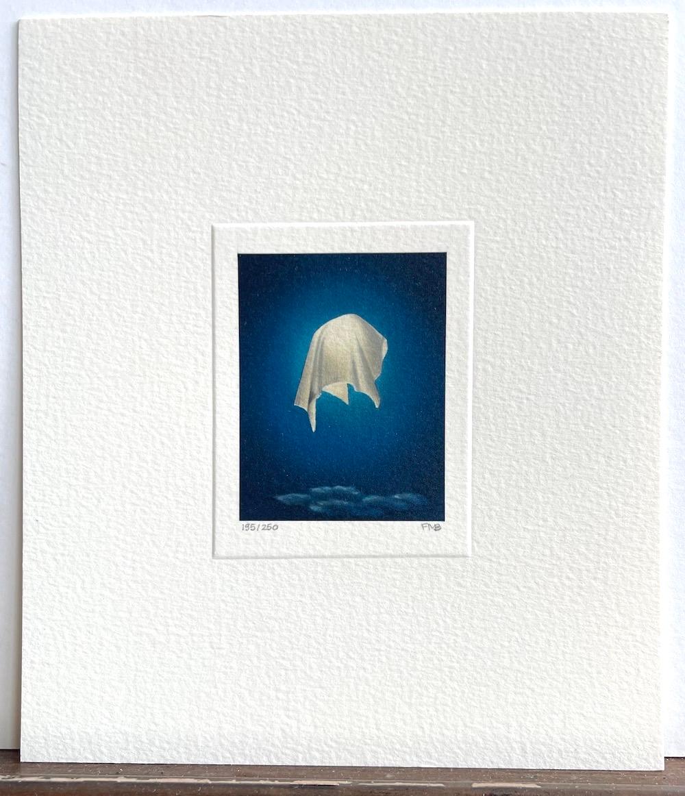 ECLIPSE Litografía firmada, Retrato celeste, Luna envuelta, Cielo azul medianoche en venta 3