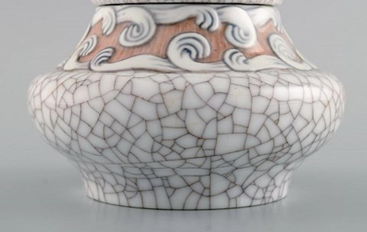 Fanny Garde for Bing & Grøndahl, Art Nouveau Lidded Jar in Crackled Porcelain In Excellent Condition In Copenhagen, DK