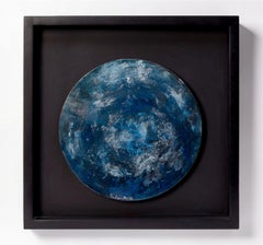 ORBE N°1 und N°2 Diptychon Wandskulptur. Mit Pigmenten durchsetztes Metall auf Holz.