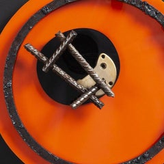 Assembleur Naranja N°3. Sculpture murale abstraite en techniques mixtes