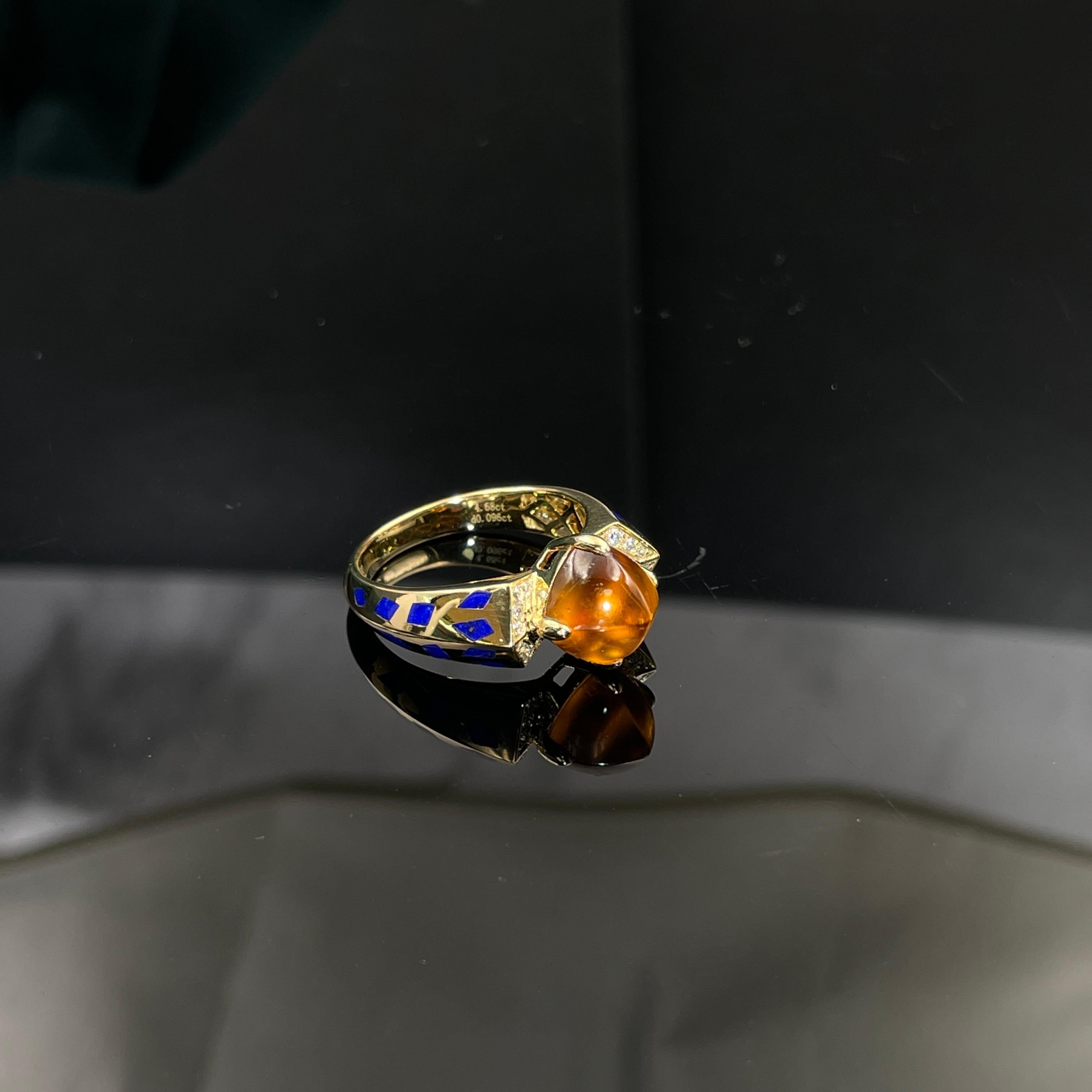 Eostre Ring aus 18 Karat Gold mit Fanta Spessartit Granat, Lapislazuli und Diamant (Kegel-Cabochon) im Angebot