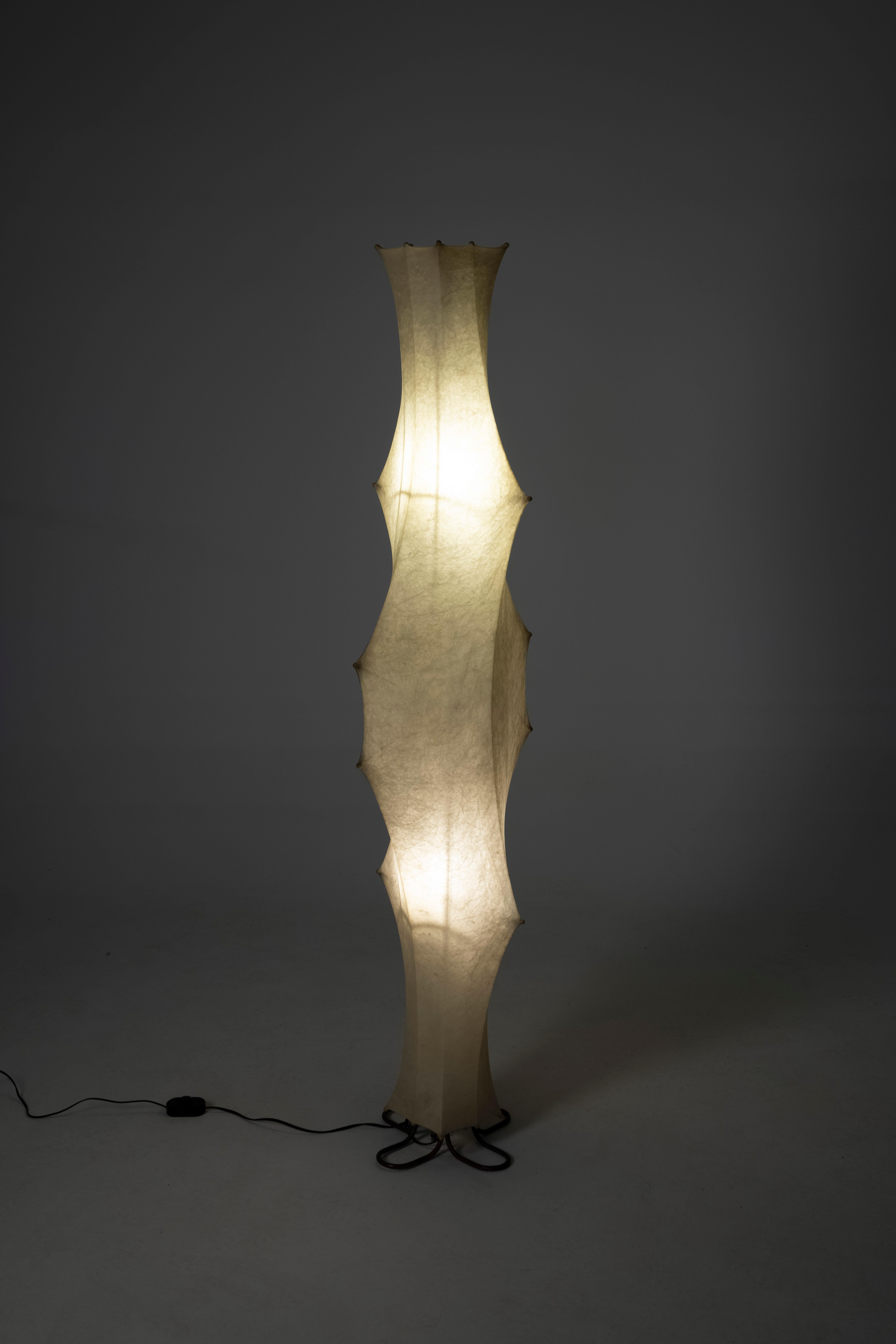 Fantasma Floor Lamp by Tobia Scarpa for Flos, 1960s In Good Condition In PARIS, FR