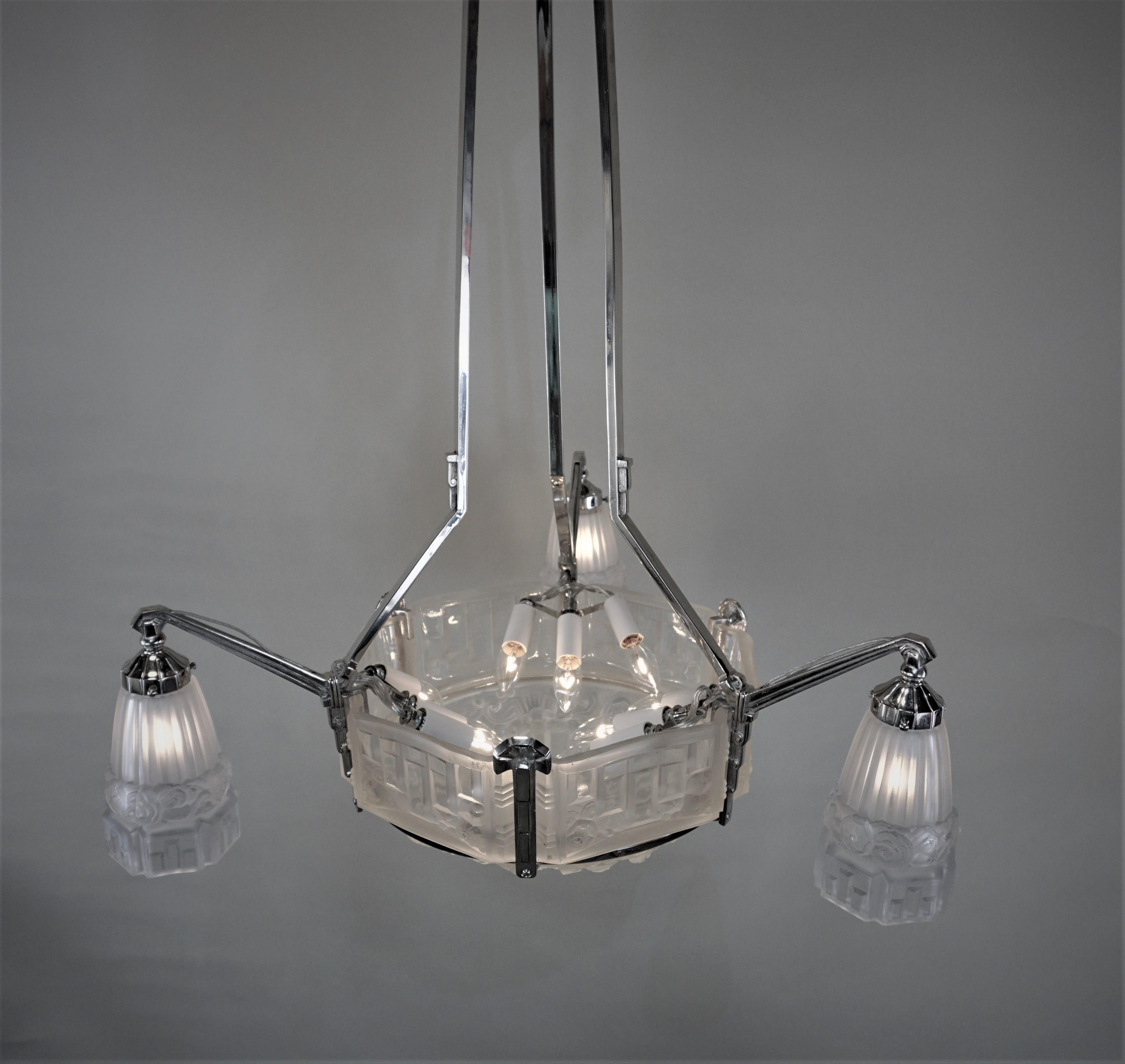 Fantastic 1920s French Art Deco Chandelier by J. Robert 6