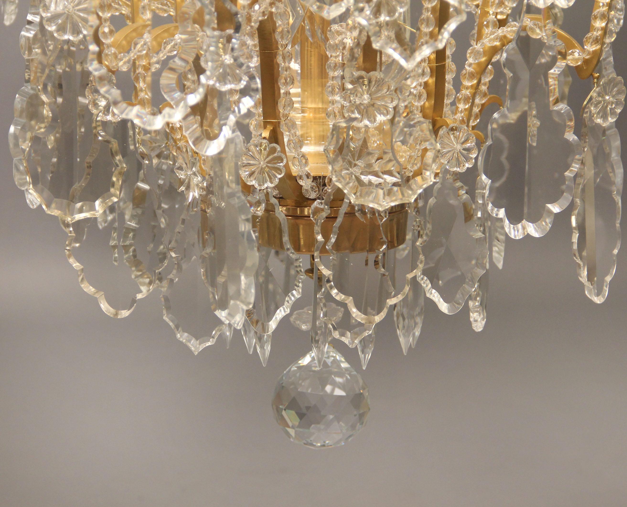 French Fantastic 19th Century Gilt Bronze and Baccarat Crystal Twelve Light Chandelier For Sale