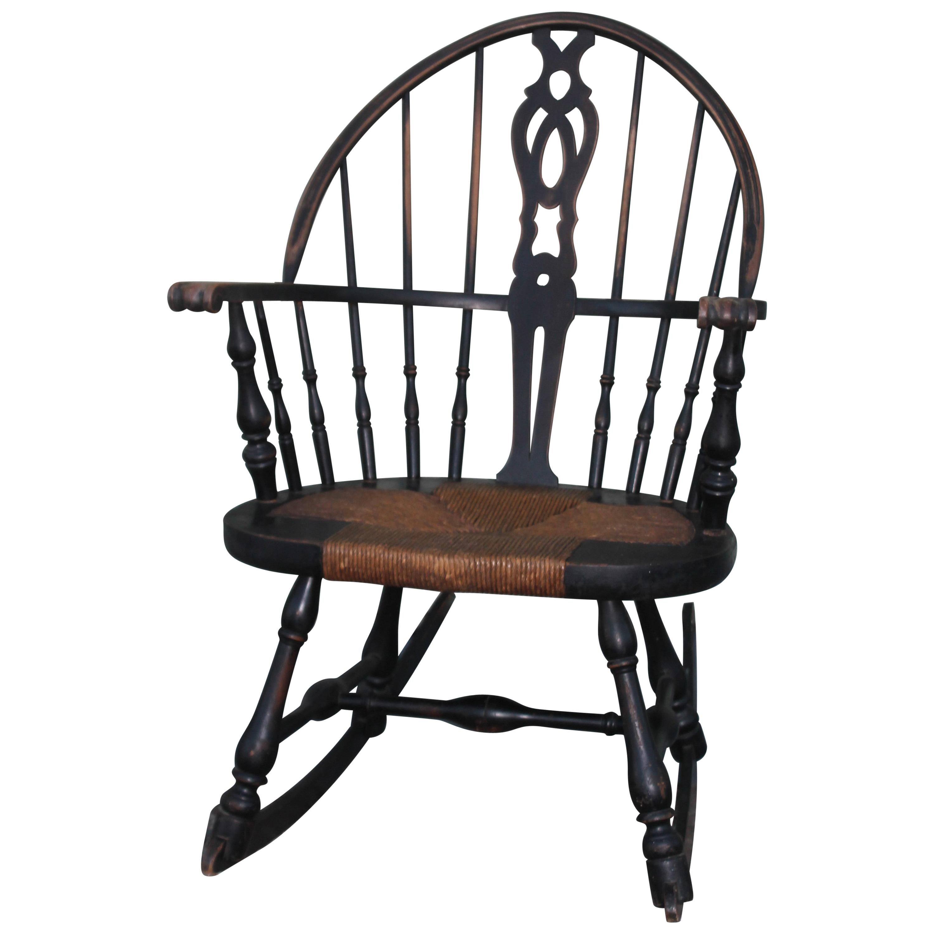 Fantastic 19th Century Original Painted Rocking Chair For Sale at 1stDibs
