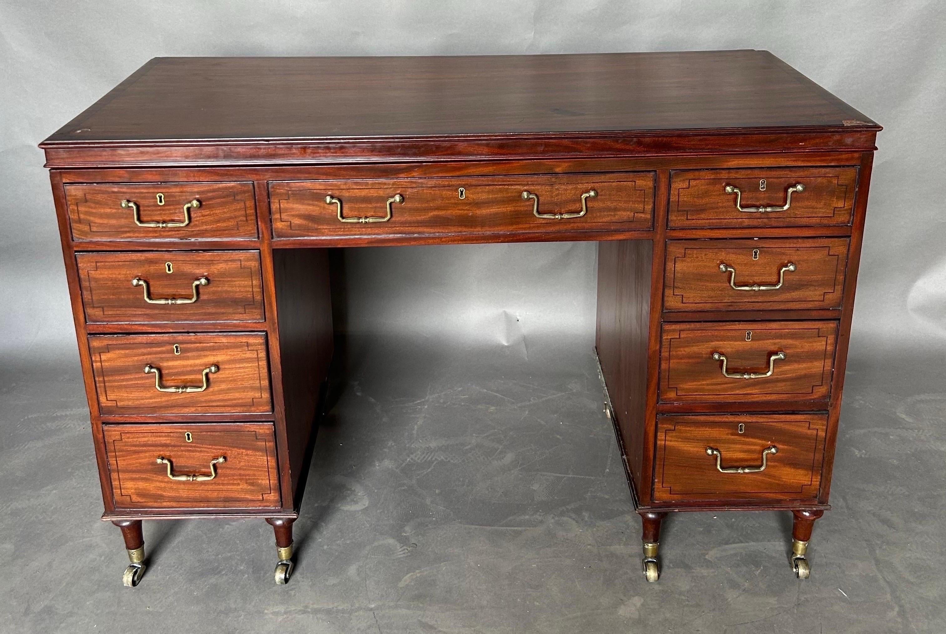 Fantastic 19th century Regency period mahogany metamorphic dressing desk In Good Condition For Sale In Richmond, VA