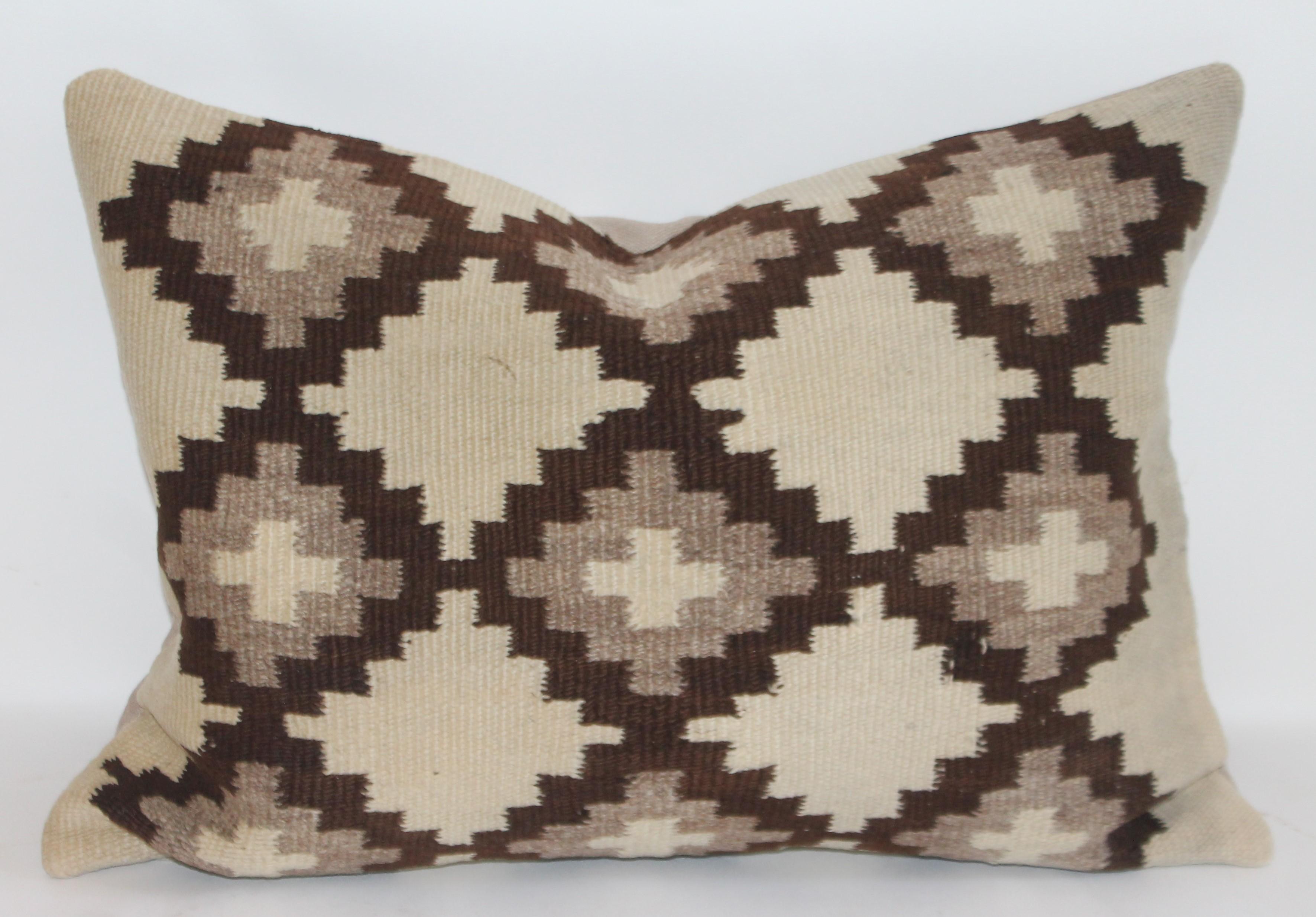 Fantastic 19th Century Navajo Indian Weaving Pillows, 2 In Good Condition In Los Angeles, CA