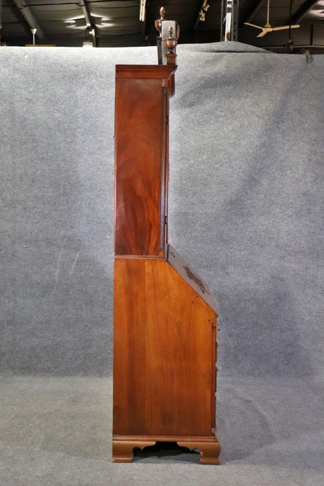 Fantastic American Centennial Solid Walnut Philadelphia Carved Secretary Desk For Sale 11