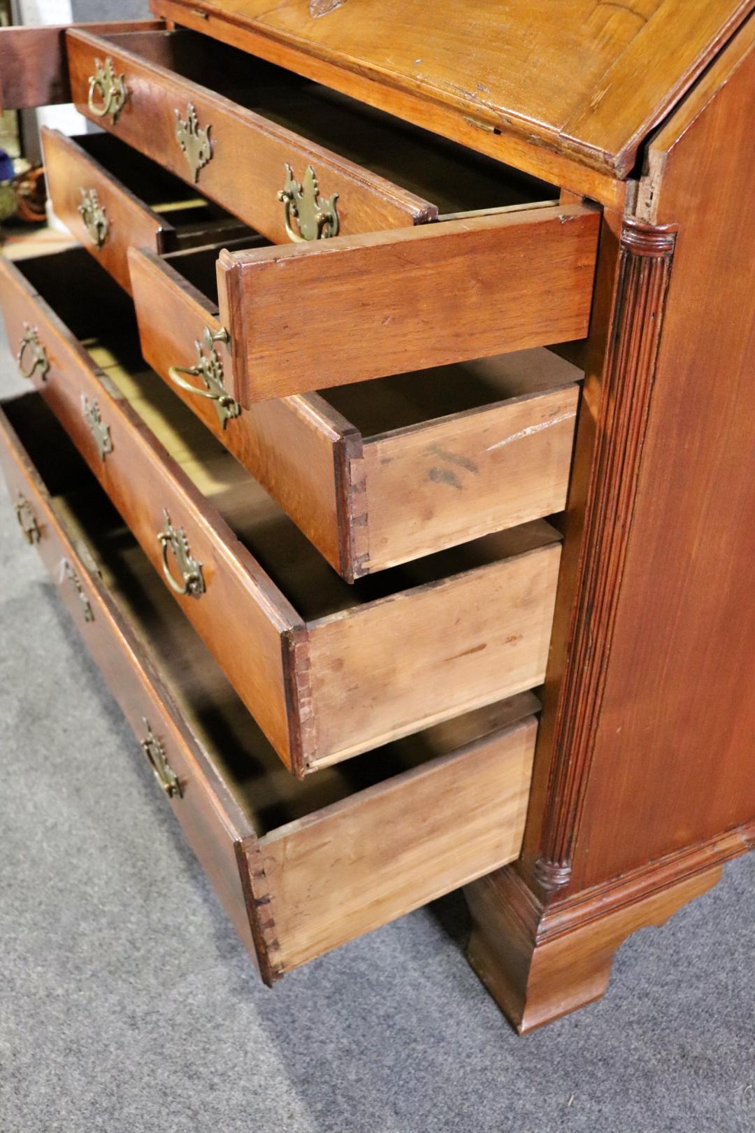 Fantastic American Centennial Solid Walnut Philadelphia Carved Secretary Desk  For Sale 4