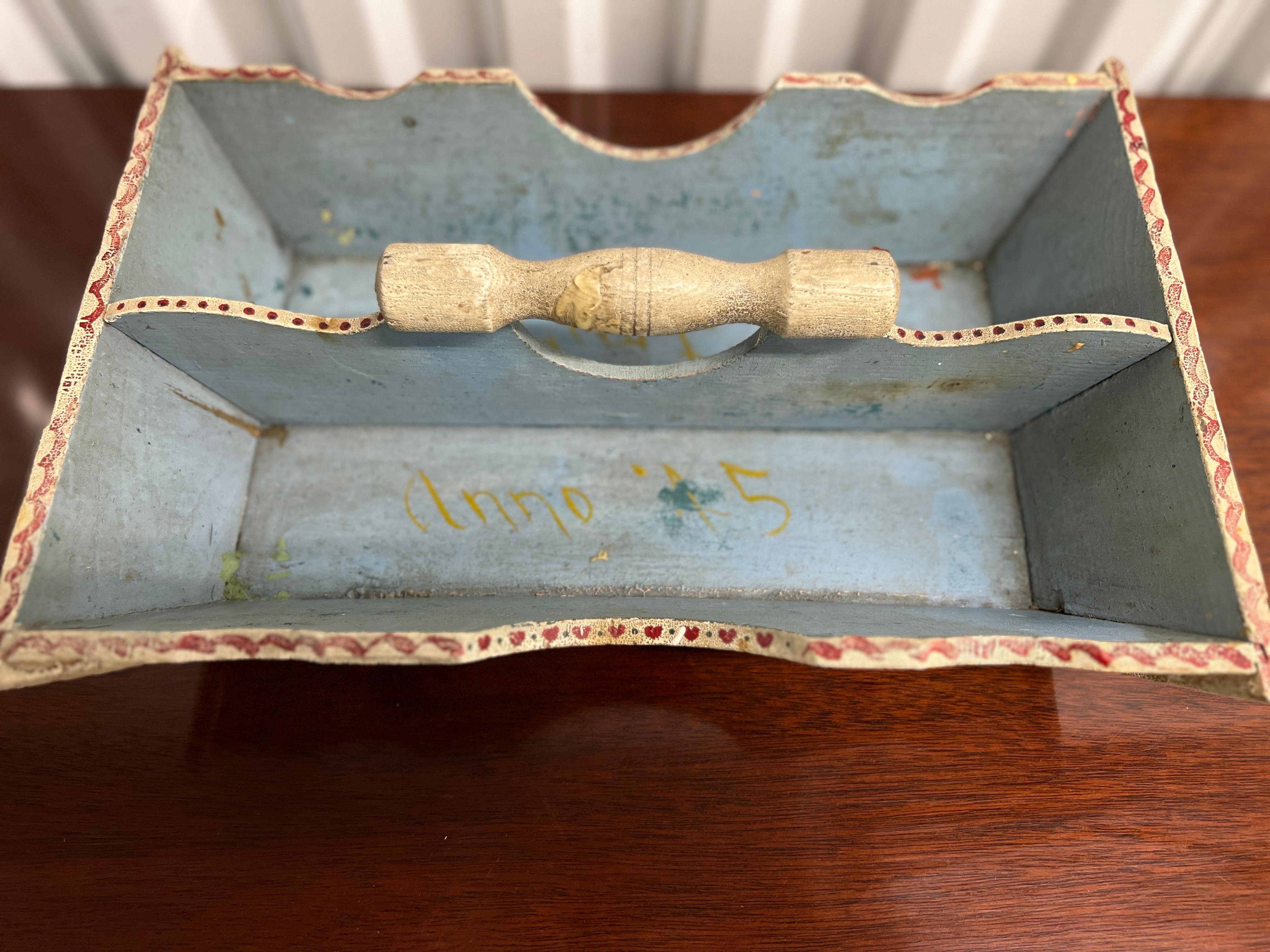 19th Century  Fantastic American Paint Decorated Folk Art Cutlery Tray - Circa 1845 For Sale