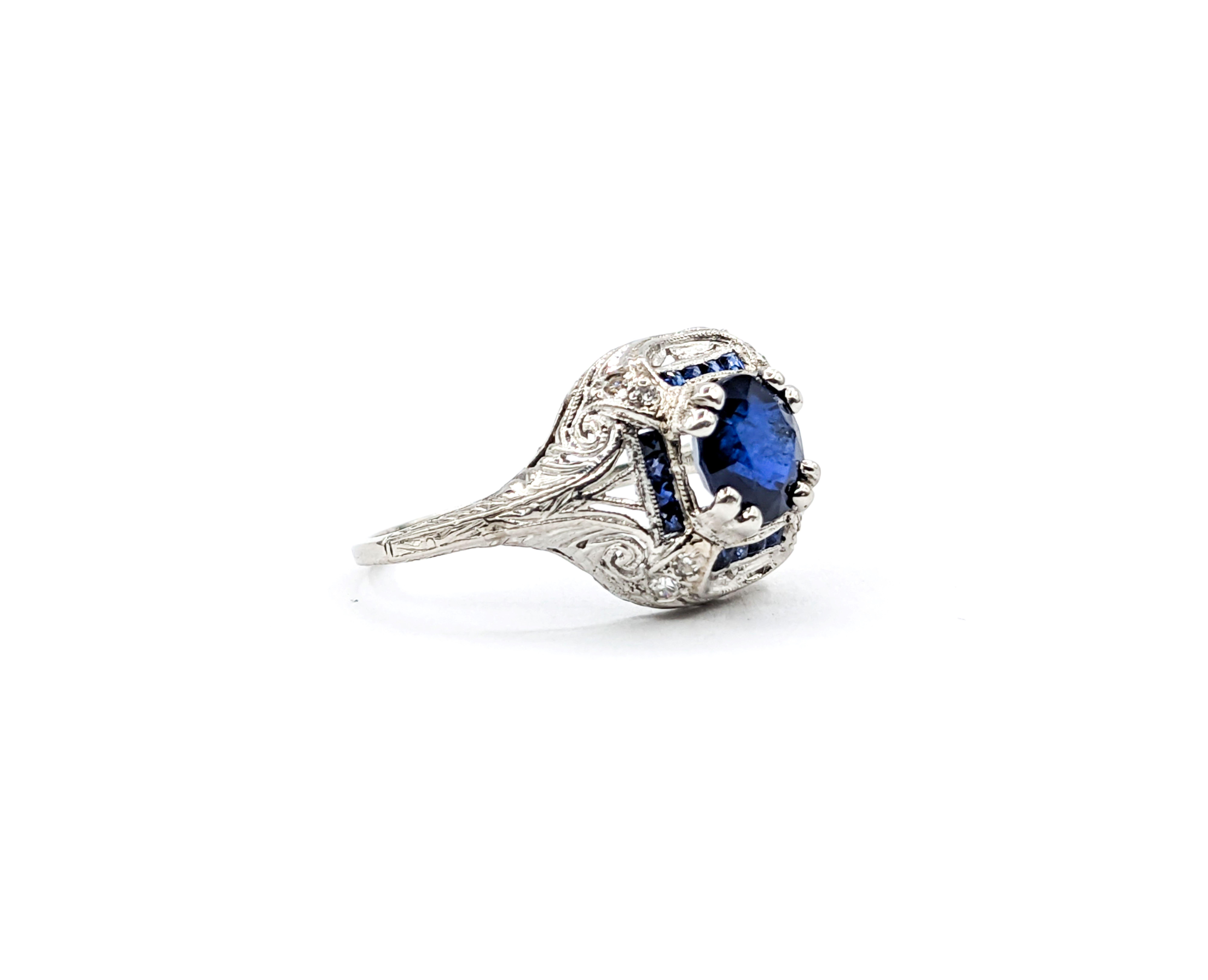 Fantastic Antique Art Deco Ring with Sapphire and Diamonds in Platinum Filigree 4