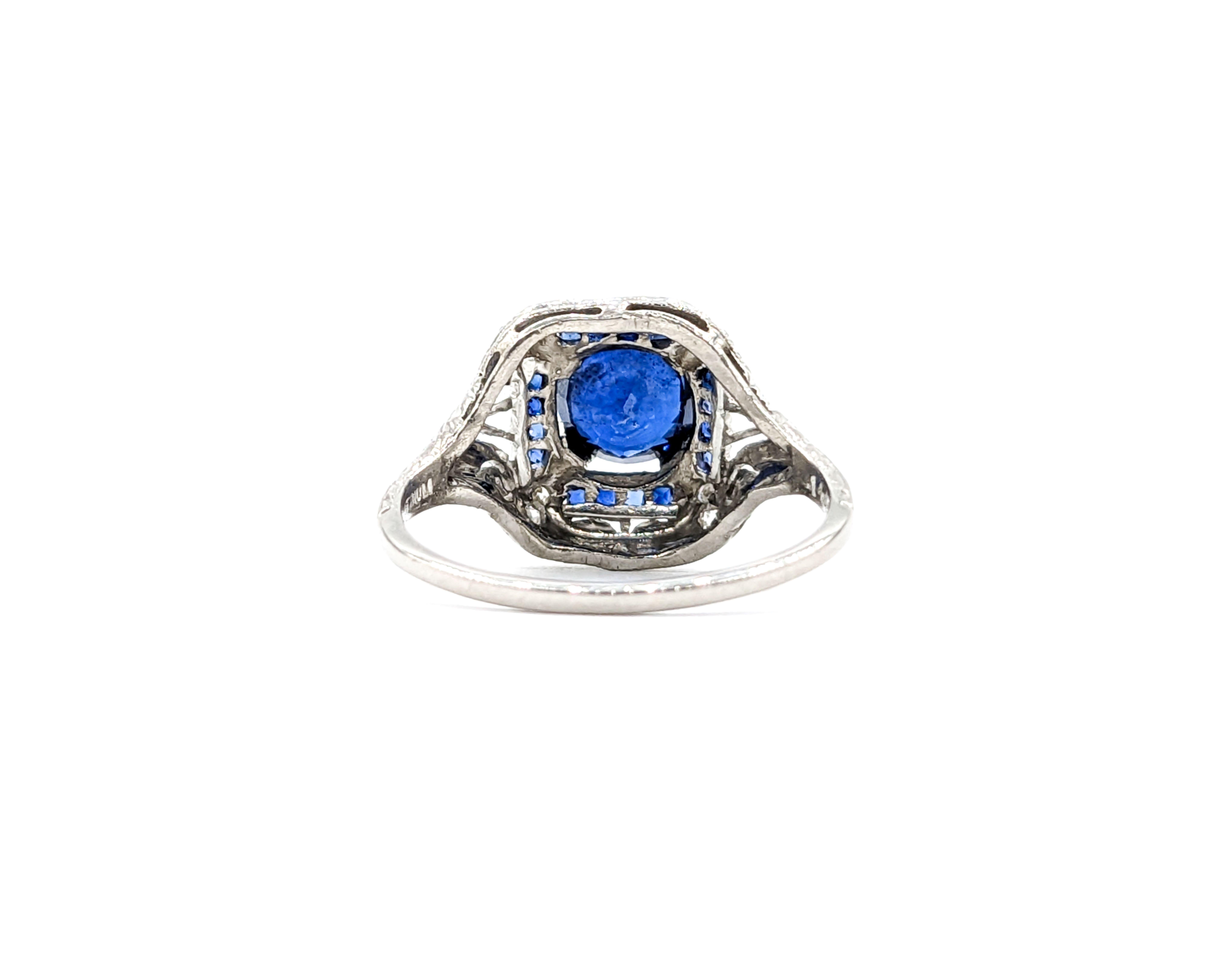 Fantastic Antique Art Deco Ring with Sapphire and Diamonds in Platinum Filigree 3