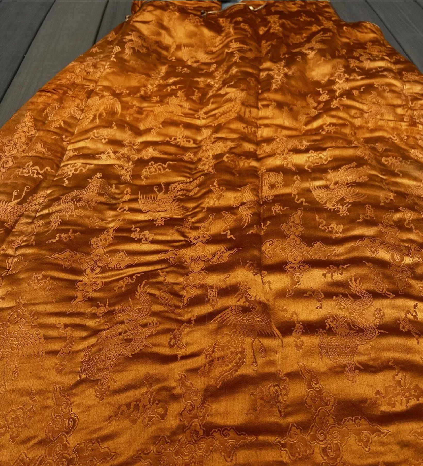 Fantastic Antique Chinese Silk Brocade Vest Dragons & Phoenixes Qing Period For Sale 1