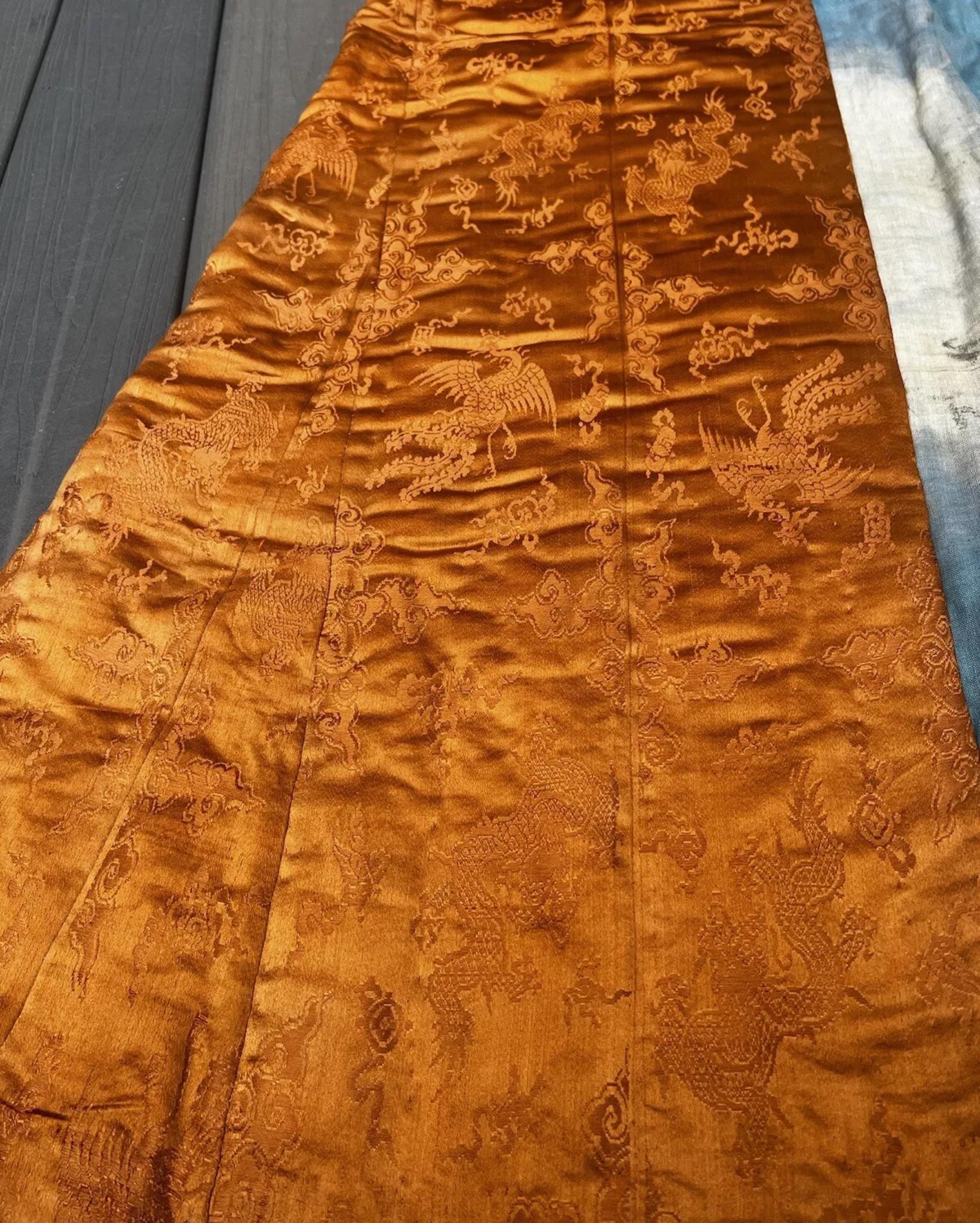Fantastic Antique Chinese Silk Brocade Vest Dragons & Phoenixes Qing Period For Sale 5