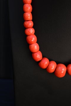 Fantastic Antique Coral Necklace Diamond Etched 101 Grams With Cameo