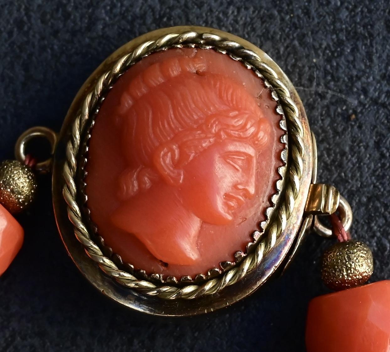 Fantastic Antique Coral Necklace Diamond Etched 101 Grams With Cameo 1