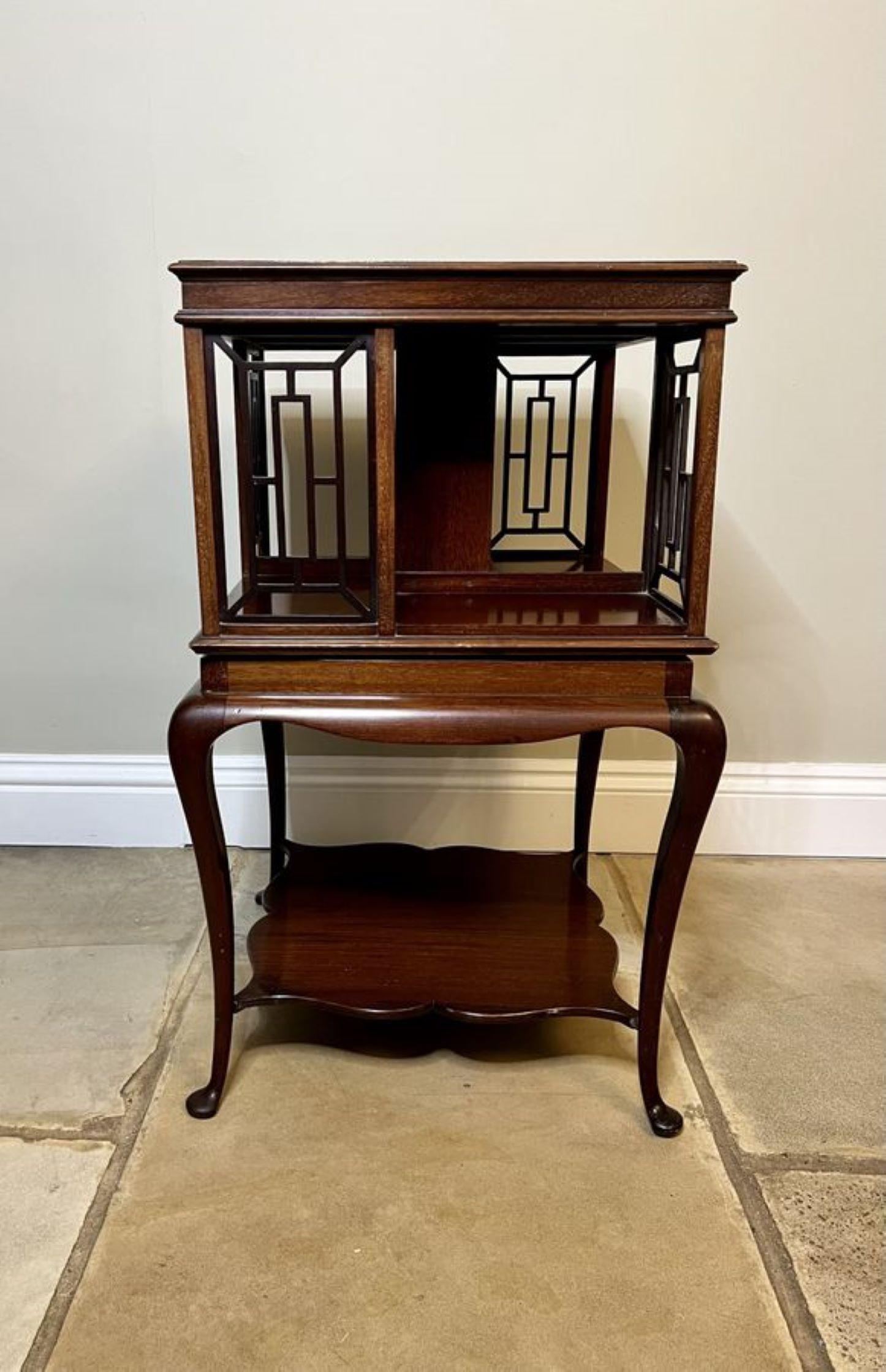 Fantastic antique Edwardian mahogany revolving bookcase  In Good Condition For Sale In Ipswich, GB