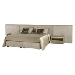 Fantástico cabecero y somier de cama en  Wood Wood Disponible en tela o piel
