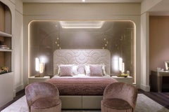 Fantastic Bed in Leather Fabric Upholstery Headboard in  Wood and Leather