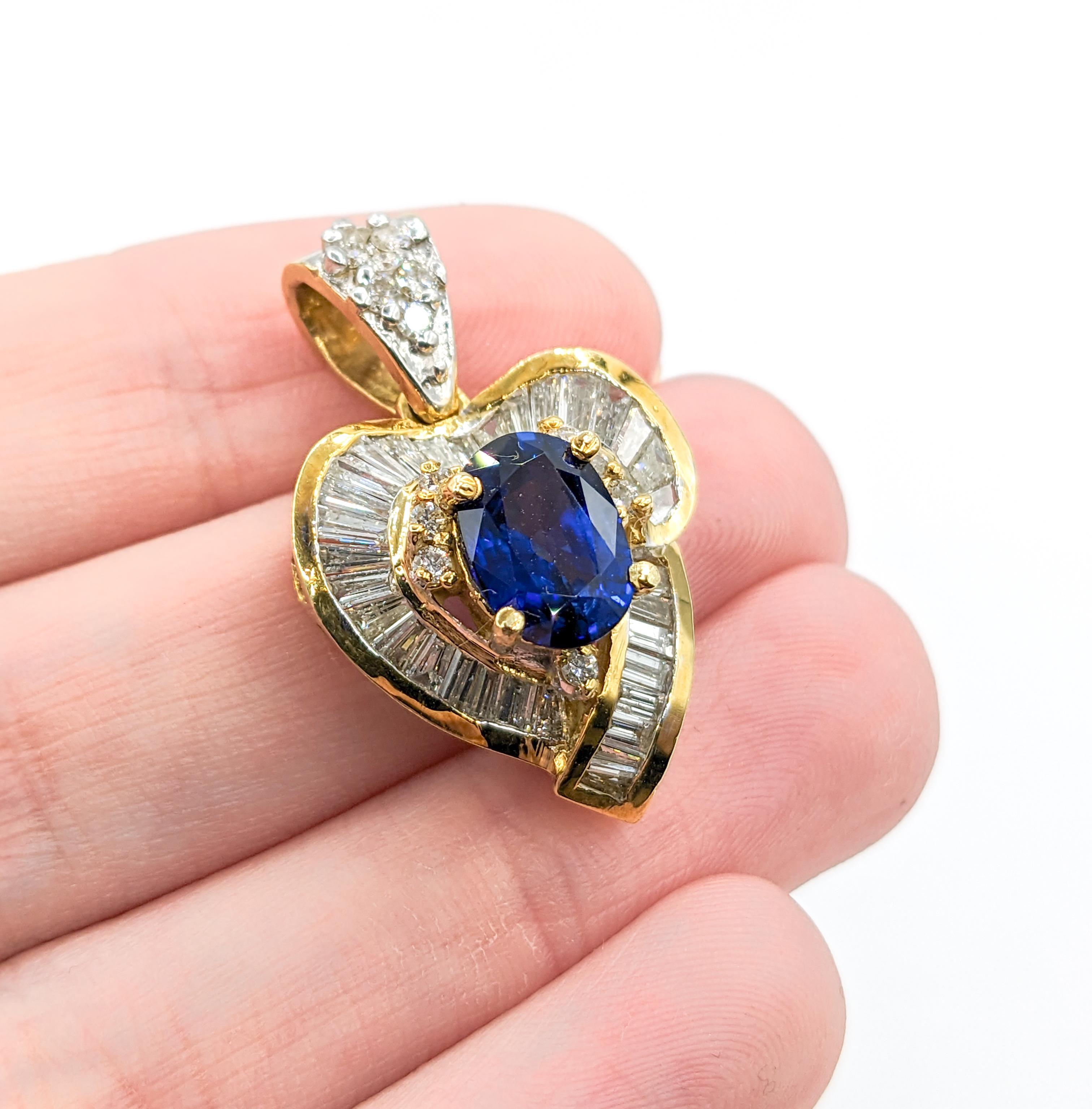 Fantastic Blue Sapphire & Diamond Heart Pendant in 18k Yellow Gold In Excellent Condition For Sale In Bloomington, MN