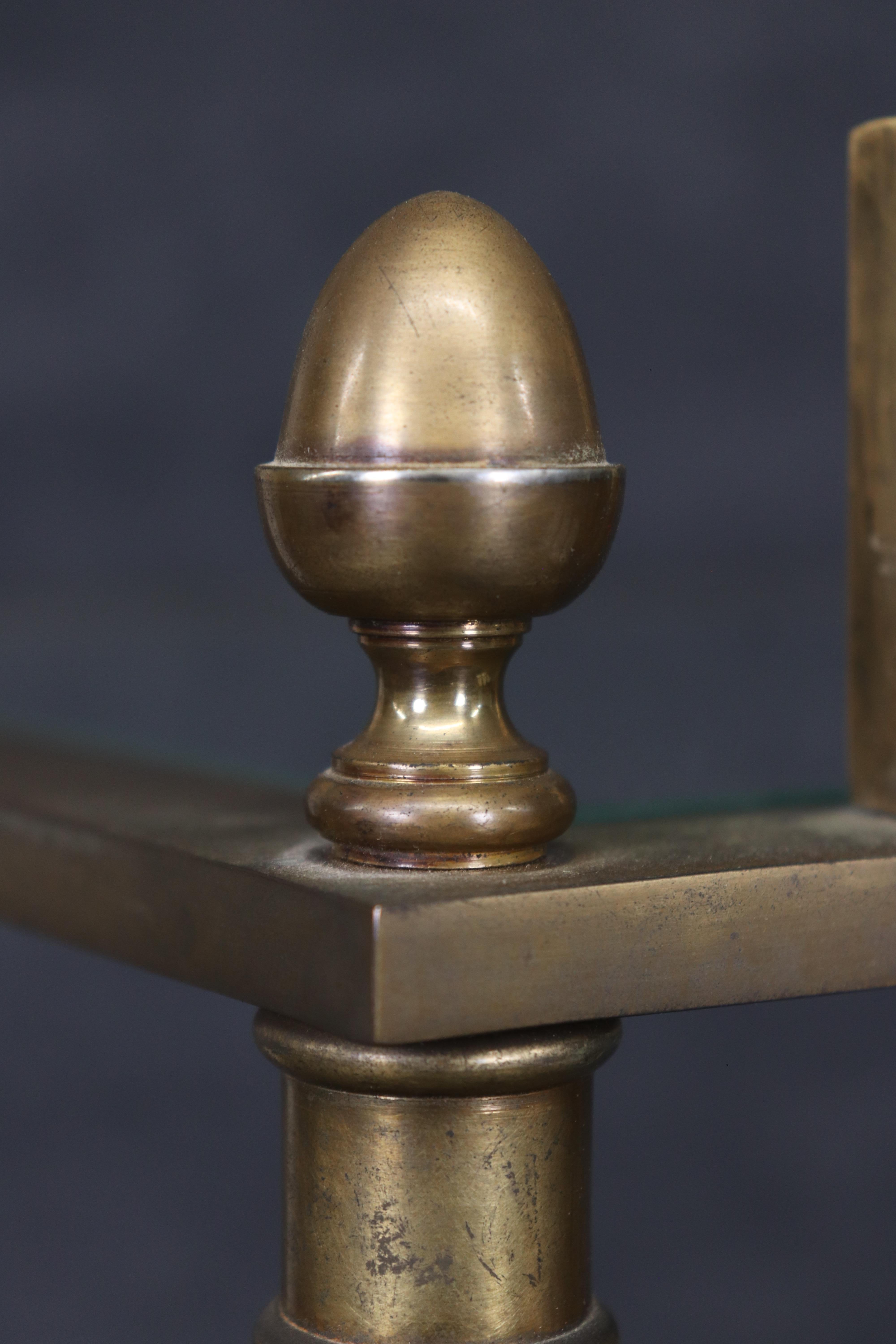 Fantastico espositore a scaffale a 5 livelli in bronzo o in ottone della Maison Jansen in vendita 1