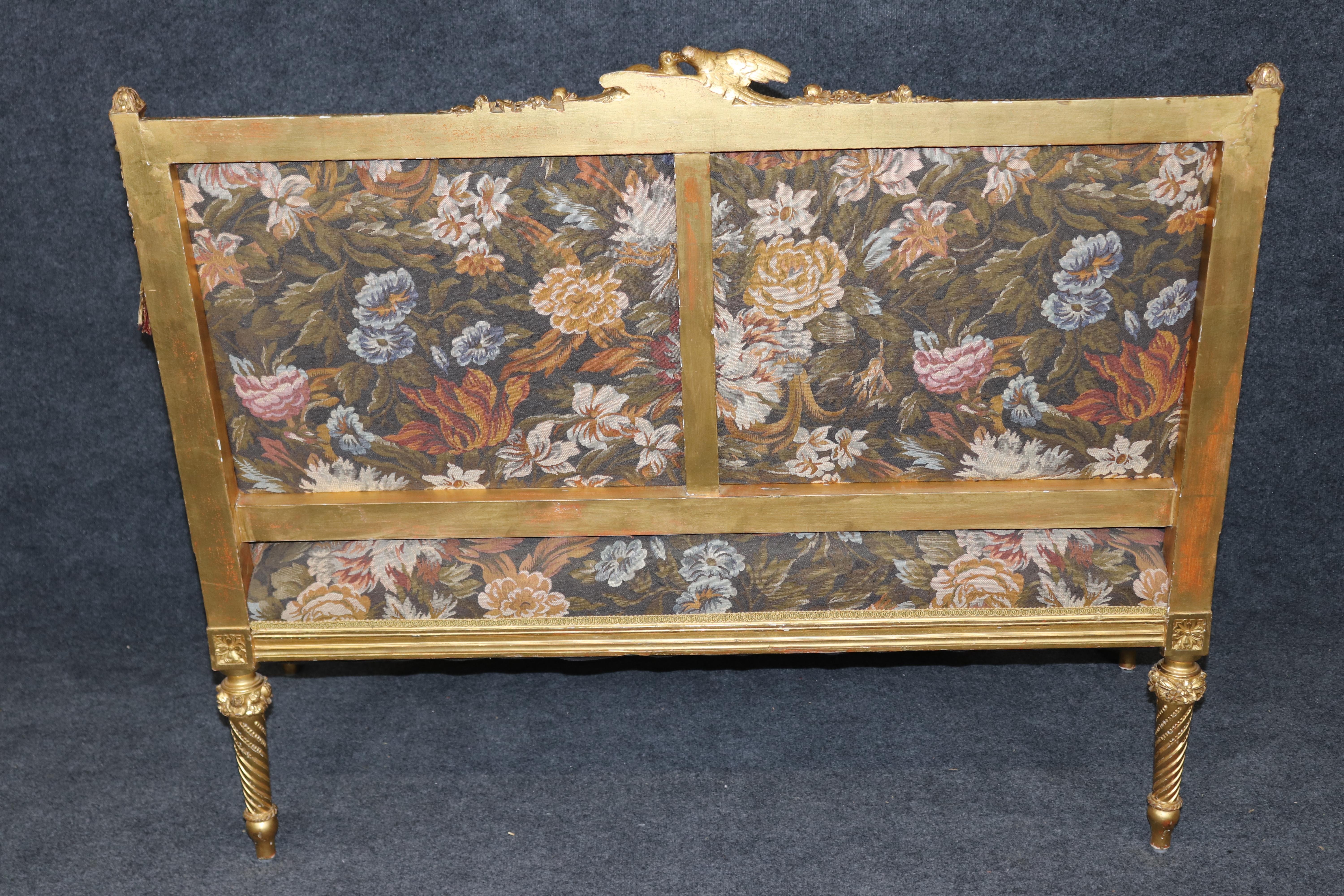 Fantastic Carved Birds Parcel Gilded French Louis XVI Style Settee Canape For Sale 1