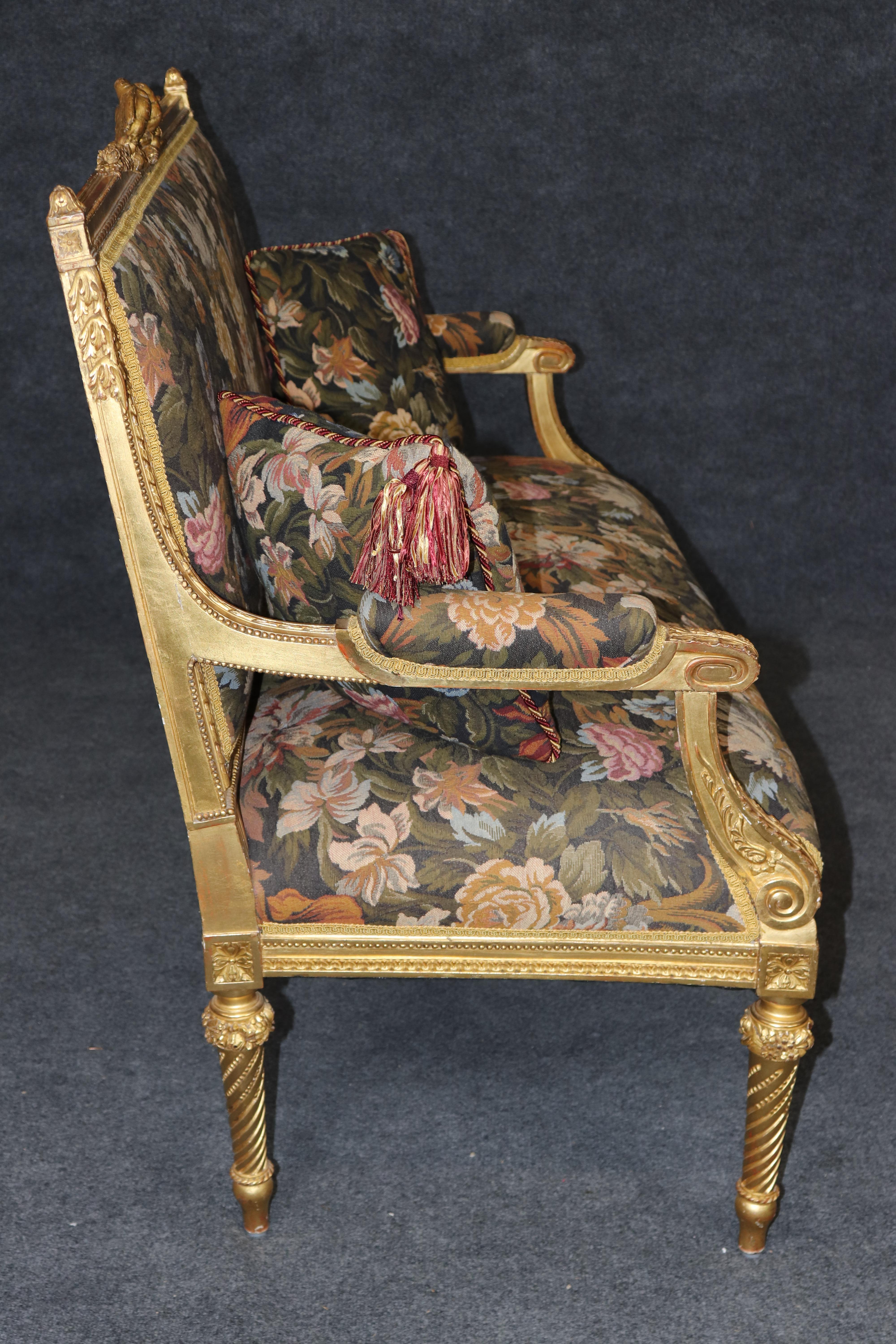 Fantastic Carved Birds Parcel Gilded French Louis XVI Style Settee Canape For Sale 2