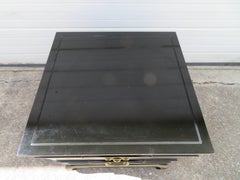 Fantastic Chinoiserie Black Lacquered Lane Side End Table Mid-Century Modern