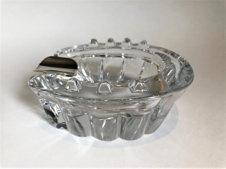 Fantastic Cut Crytal Glass and Silver Horseshoe Cigar / Cigarette Ashtray 1930's In Good Condition For Sale In Buenos Aires, Olivos
