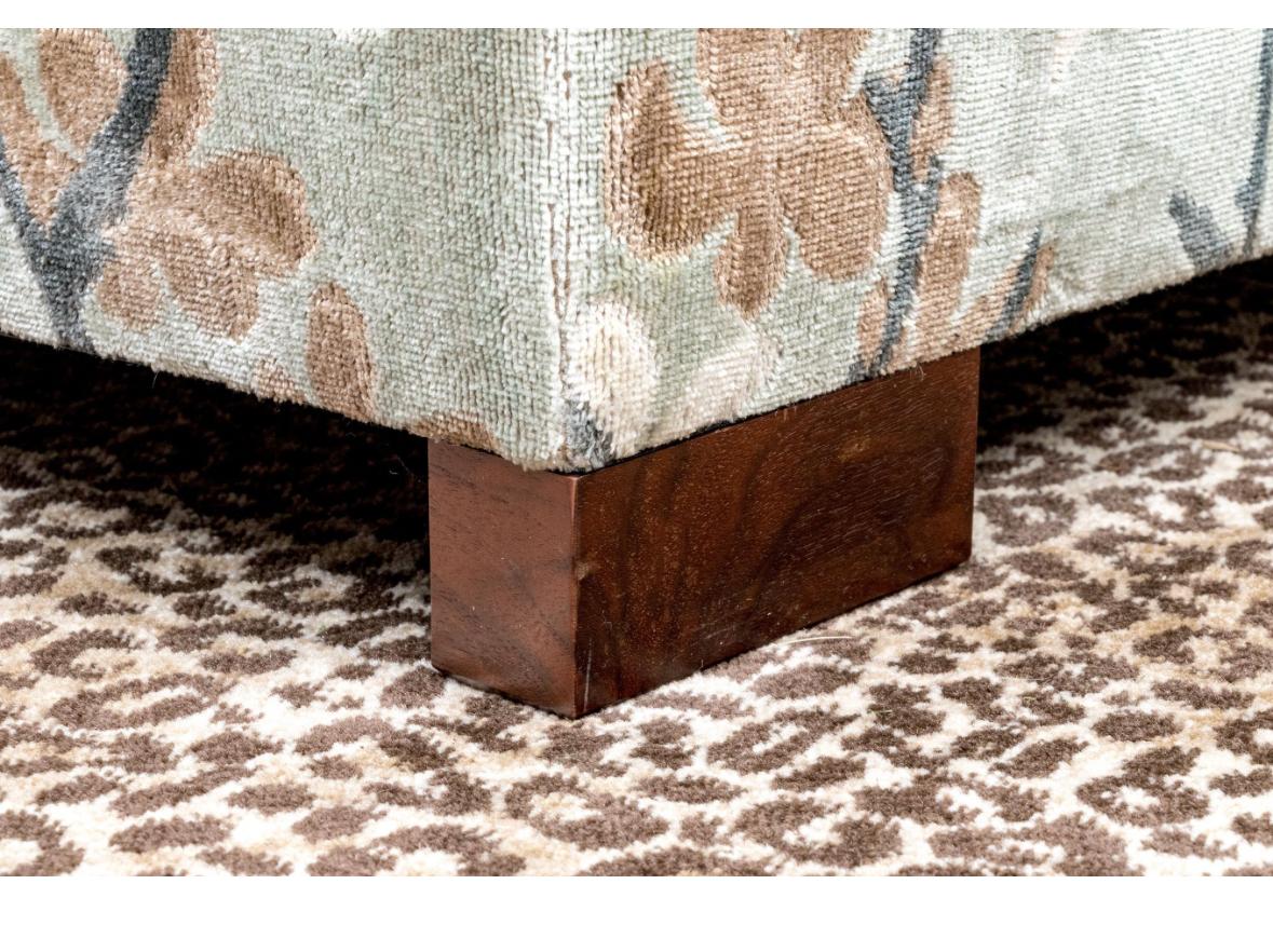 Fantastischer Donghia Polstersessel mit Ottomane (21. Jahrhundert und zeitgenössisch) im Angebot